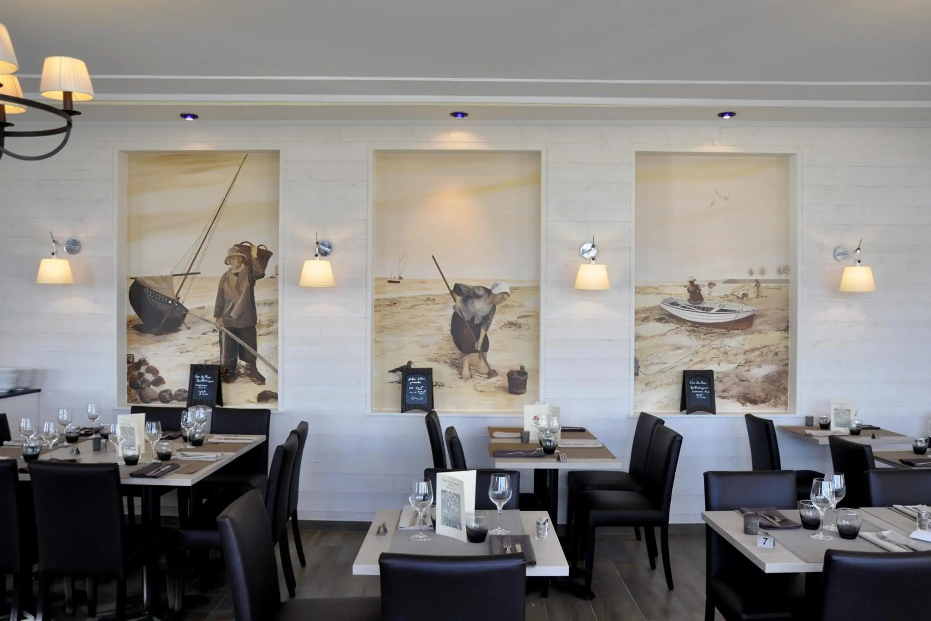 Restaurant/Places to Eat in Hotel du Port et des Bains