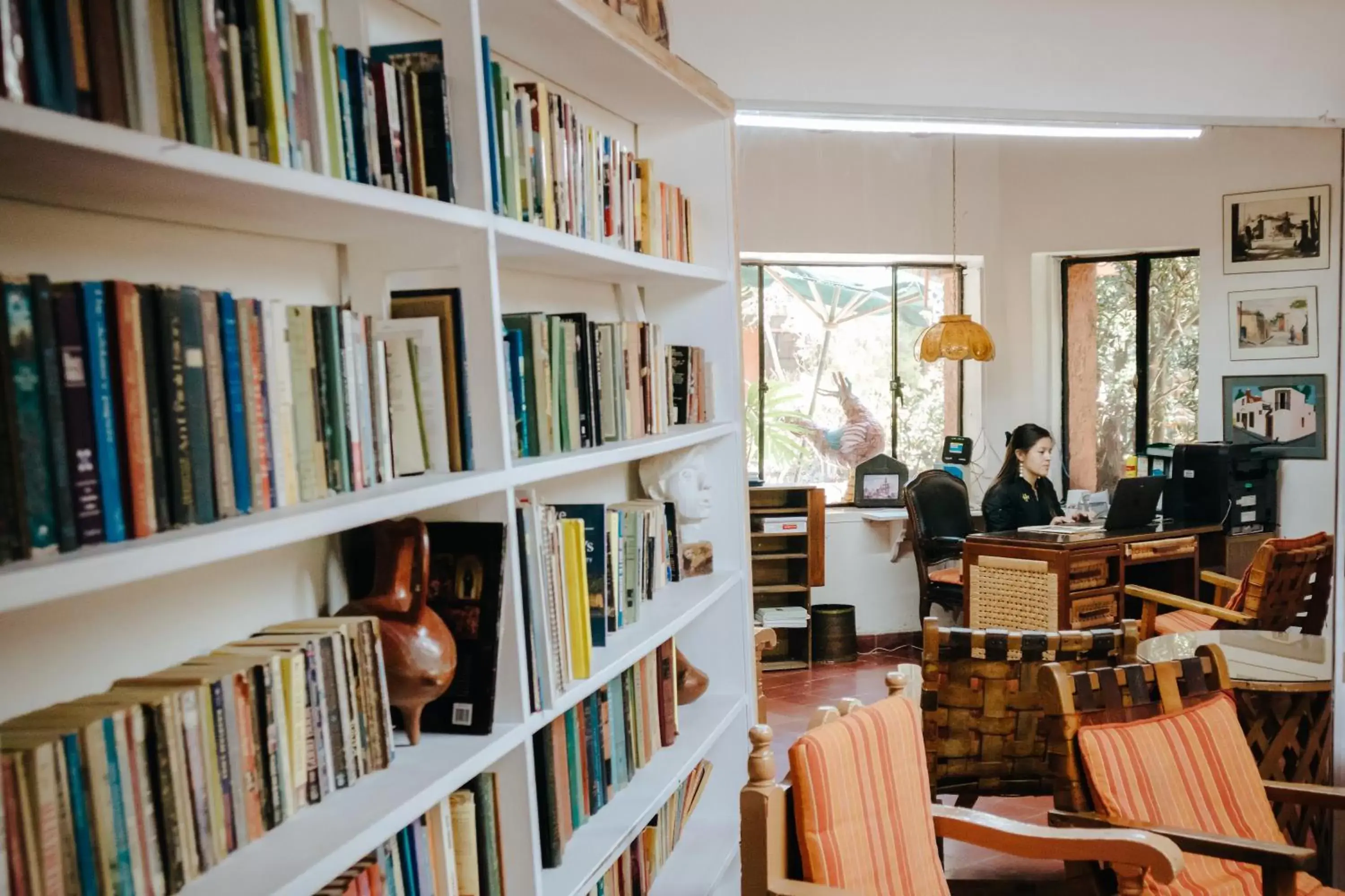 Library in Mansion del Bosque