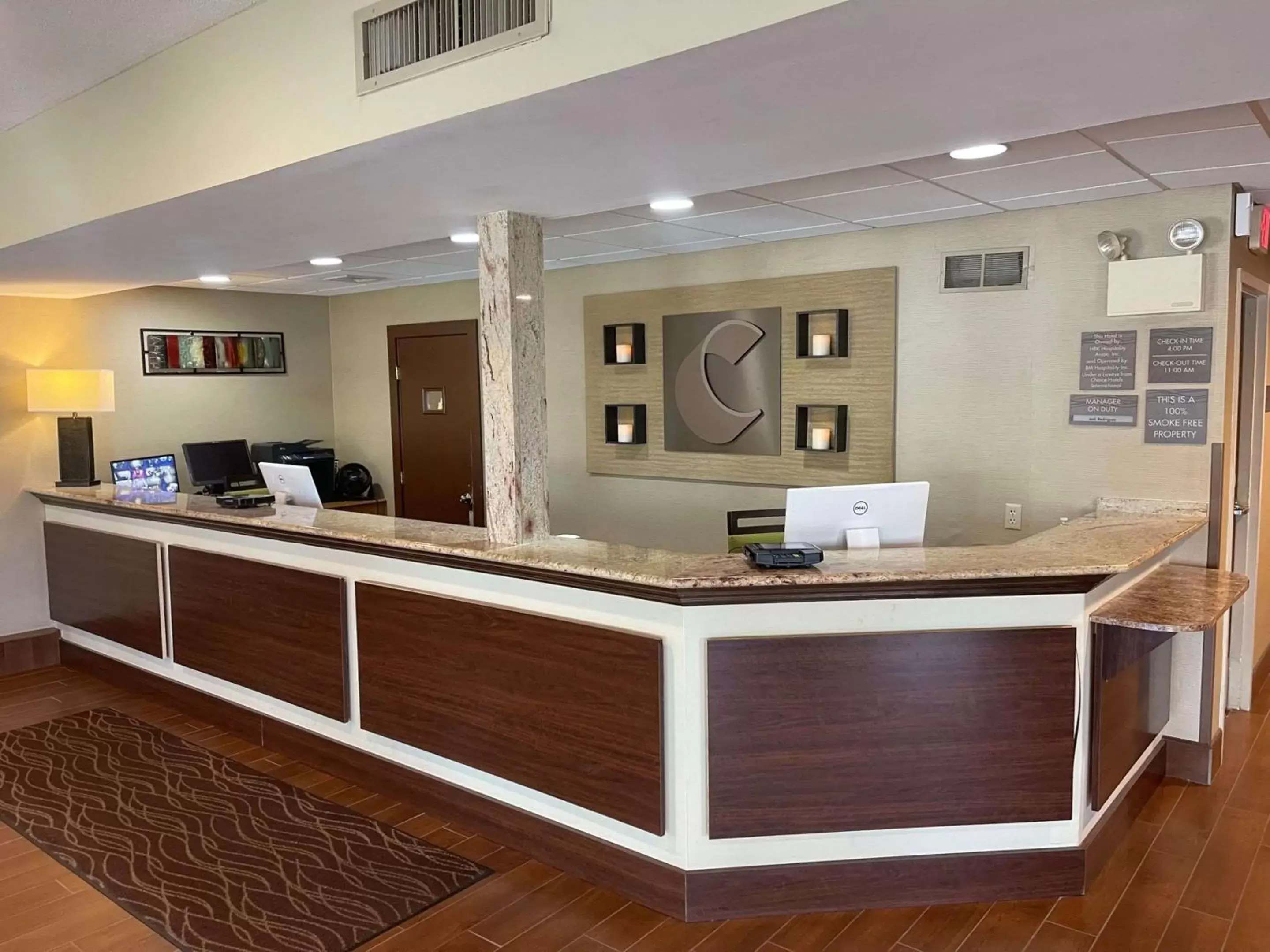 Lobby or reception in Comfort Inn Lancaster at Rockvale Lobby or reception in Comfort Inn Lancaster at Rockvale