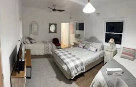 Bed in The Oasis Tamworth