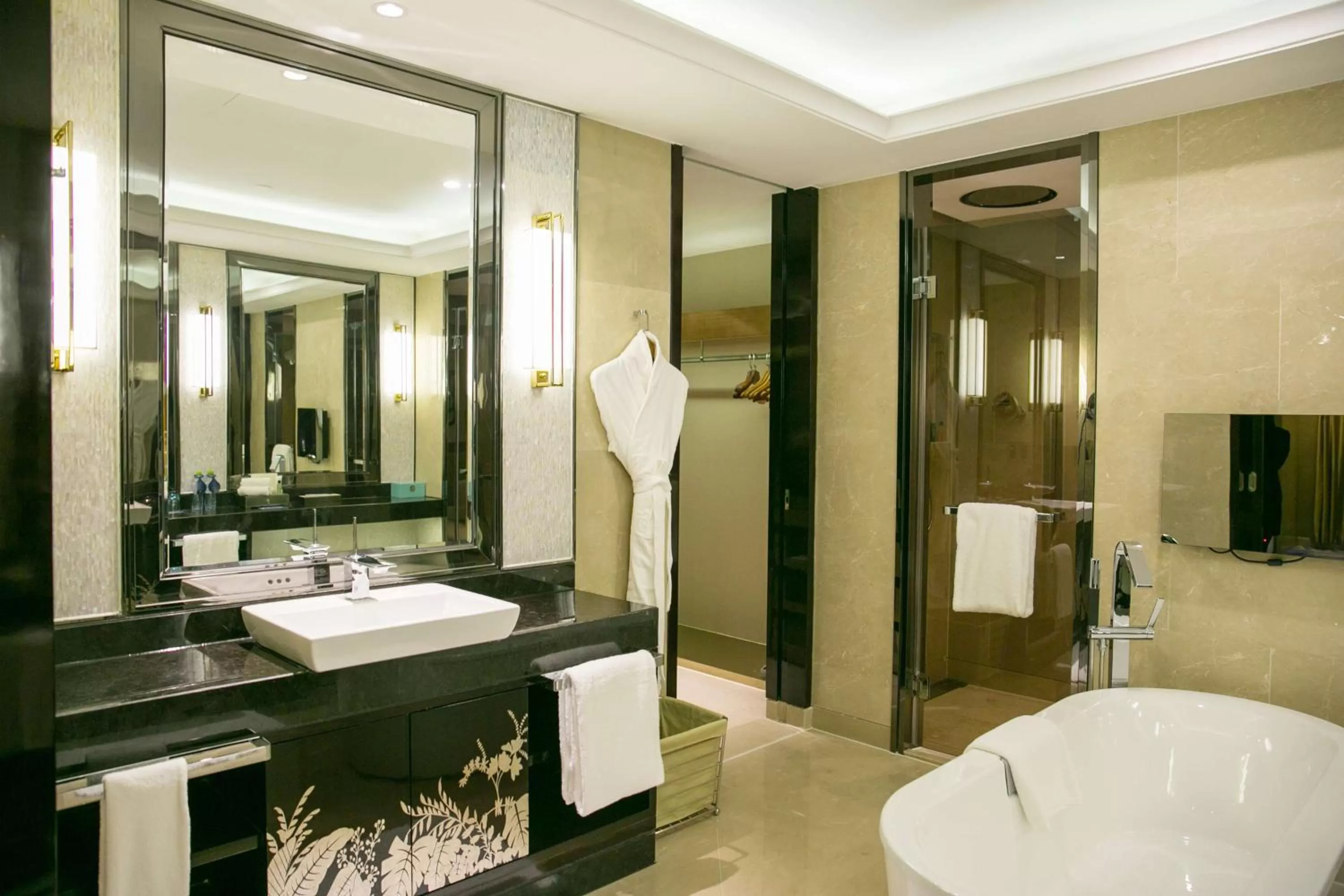 Bathroom in Hilton Haikou