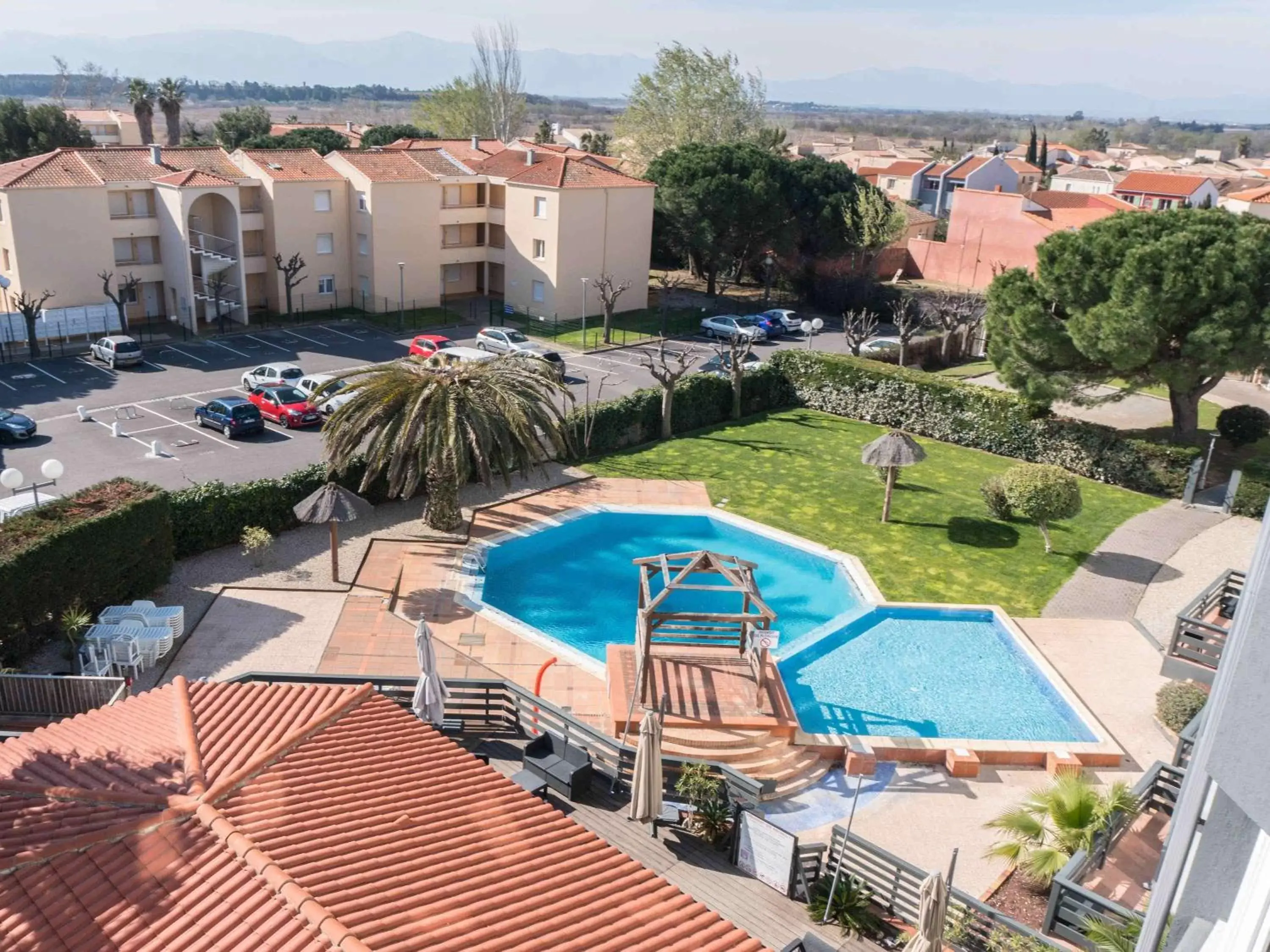 On site, Pool View in ibis Styles Perpignan Canet En Roussillon