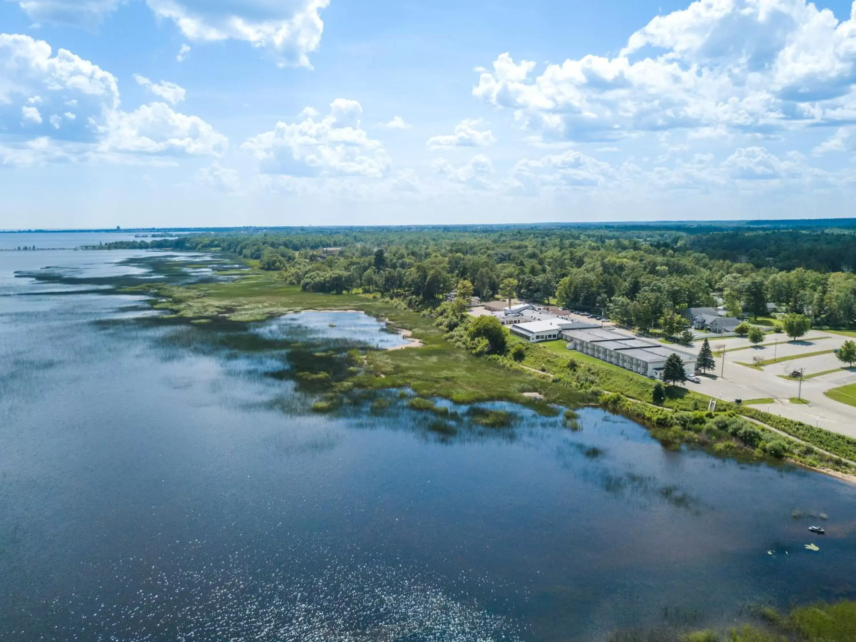 Bird's eye view, Bird's-eye View in Terrace Bay Hotel