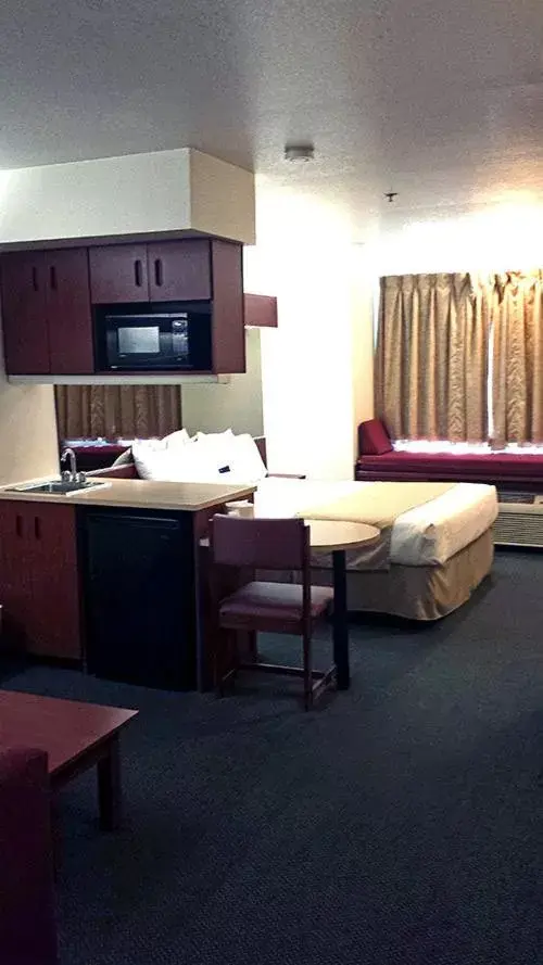 Photo of the whole room in Motel 6-Dixon, CA