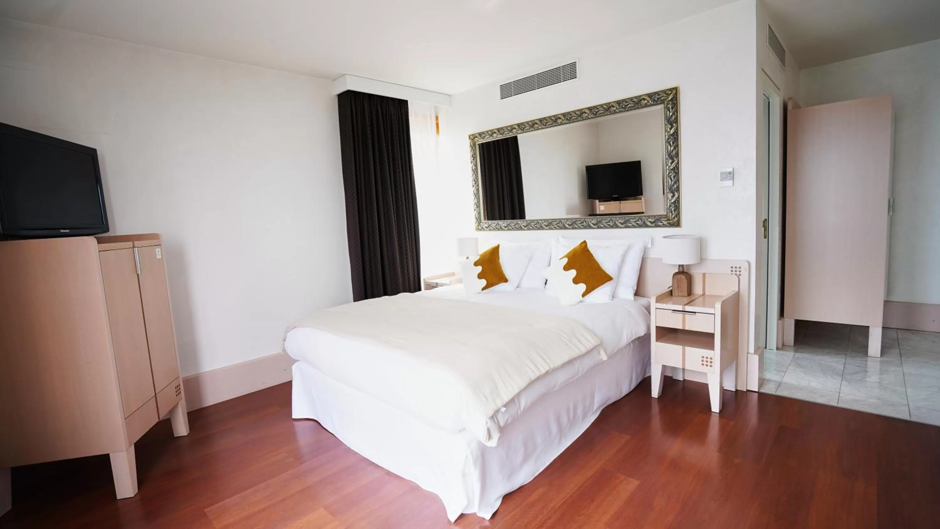 Standard Double Room in Hôtel Real Nyon by HappyCulture