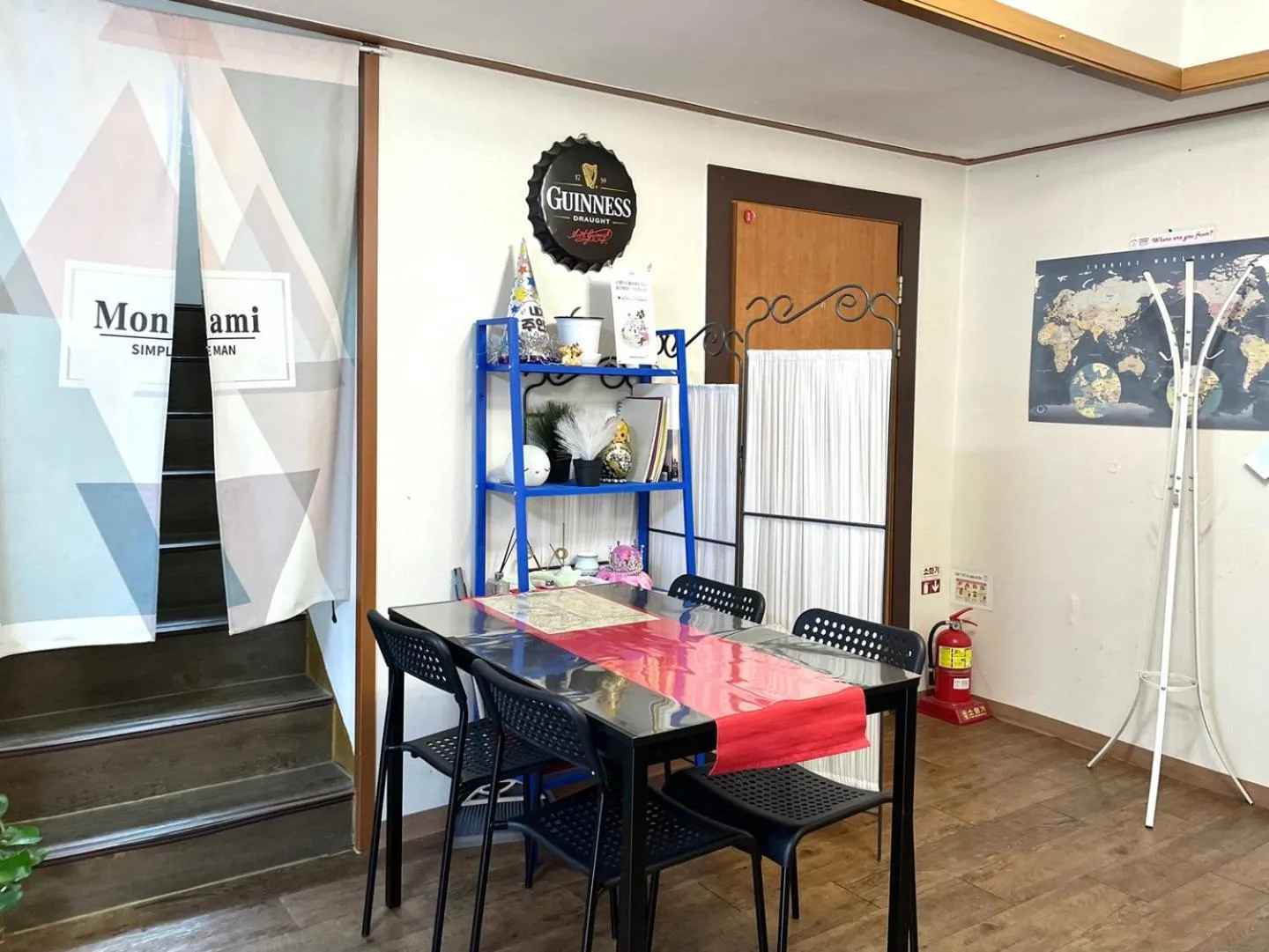 Living room in Jeong House