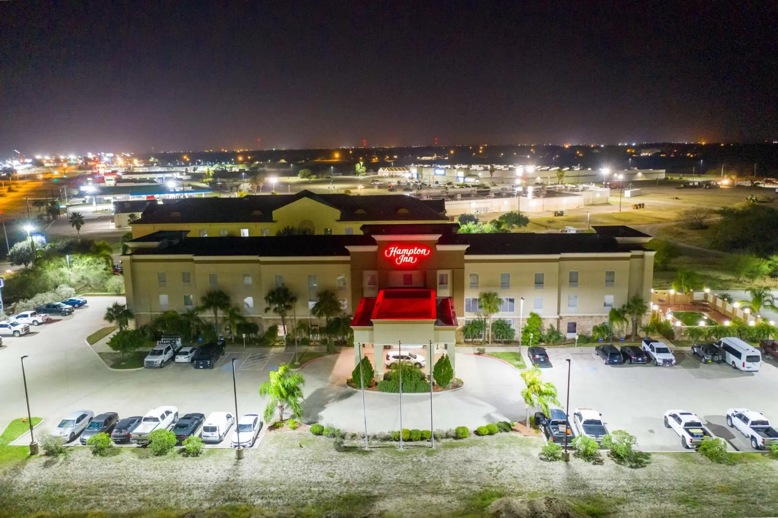 Property building in Hampton Inn Alice