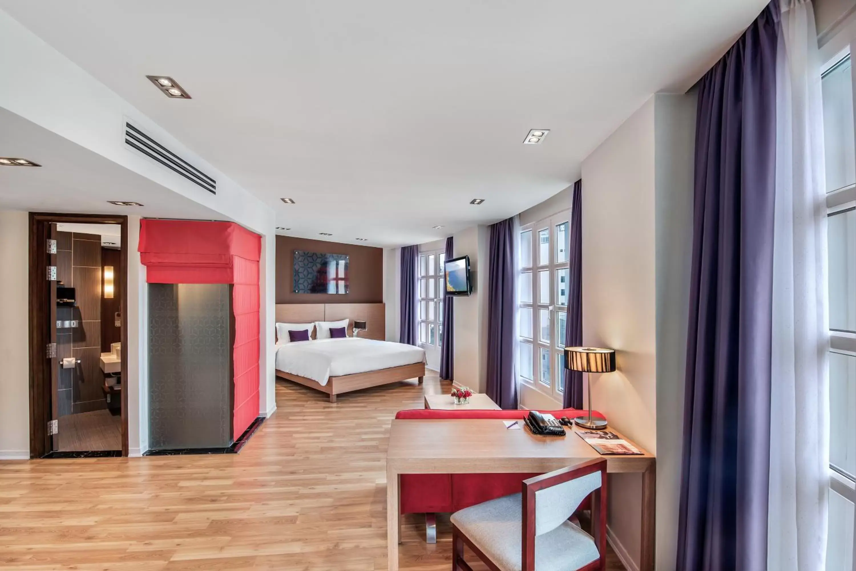 Photo of the whole room, Bed in Mercure Hanoi La Gare Hotel Photo of the whole room, Bed in Mercure Hanoi La Gare Hotel