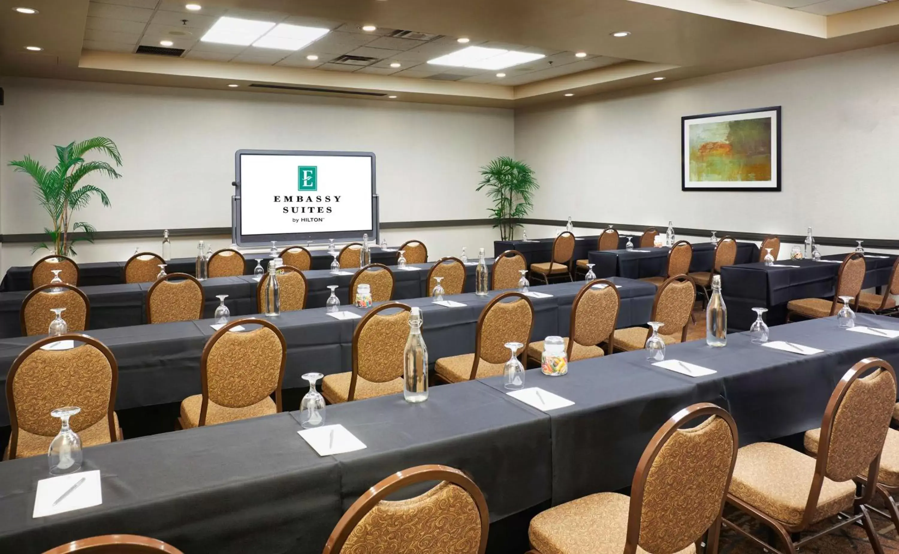 Meeting/conference room in Embassy Suites by Hilton Phoenix Scottsdale