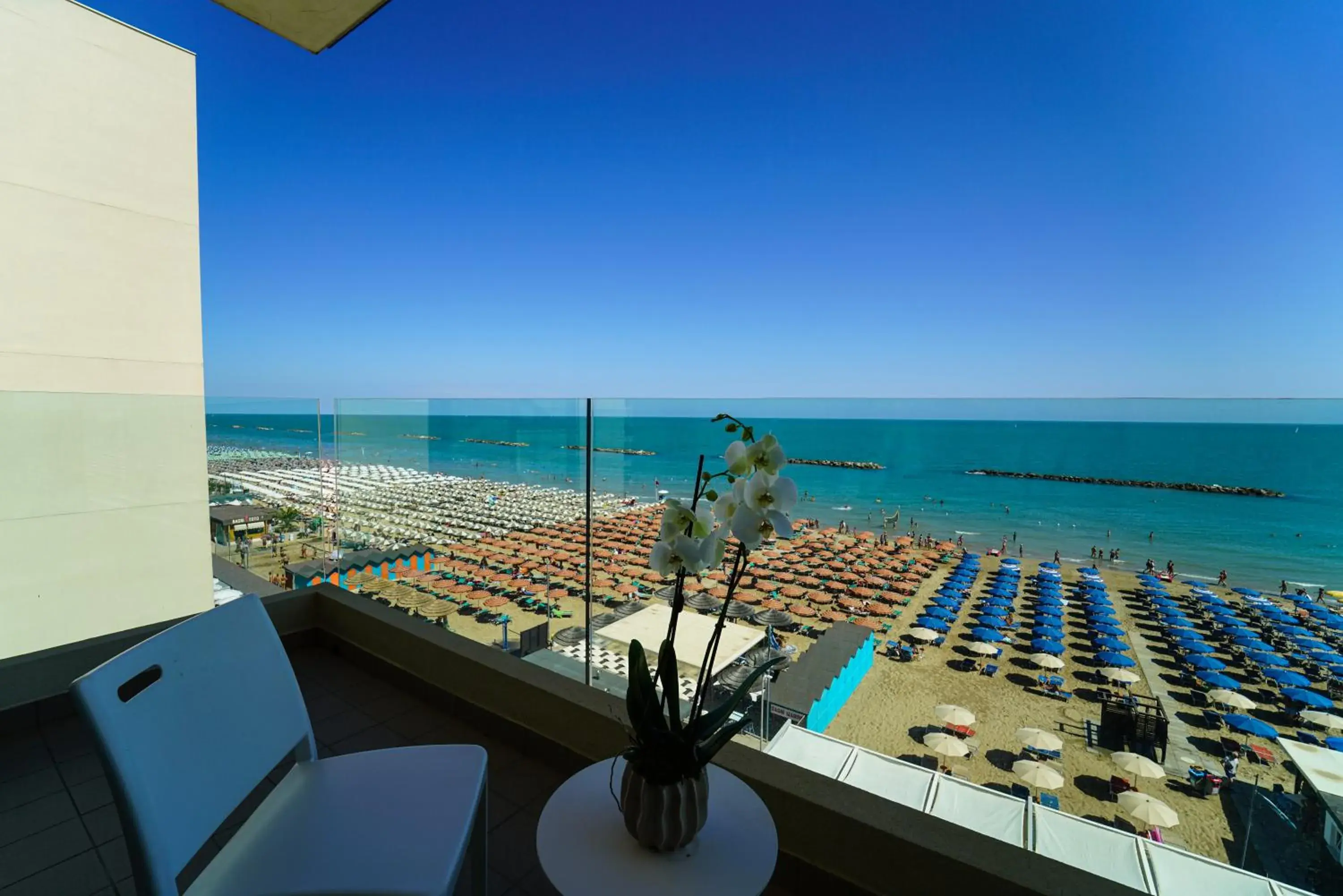 Balcony/Terrace, Sea View in Nautilus Family Hotel