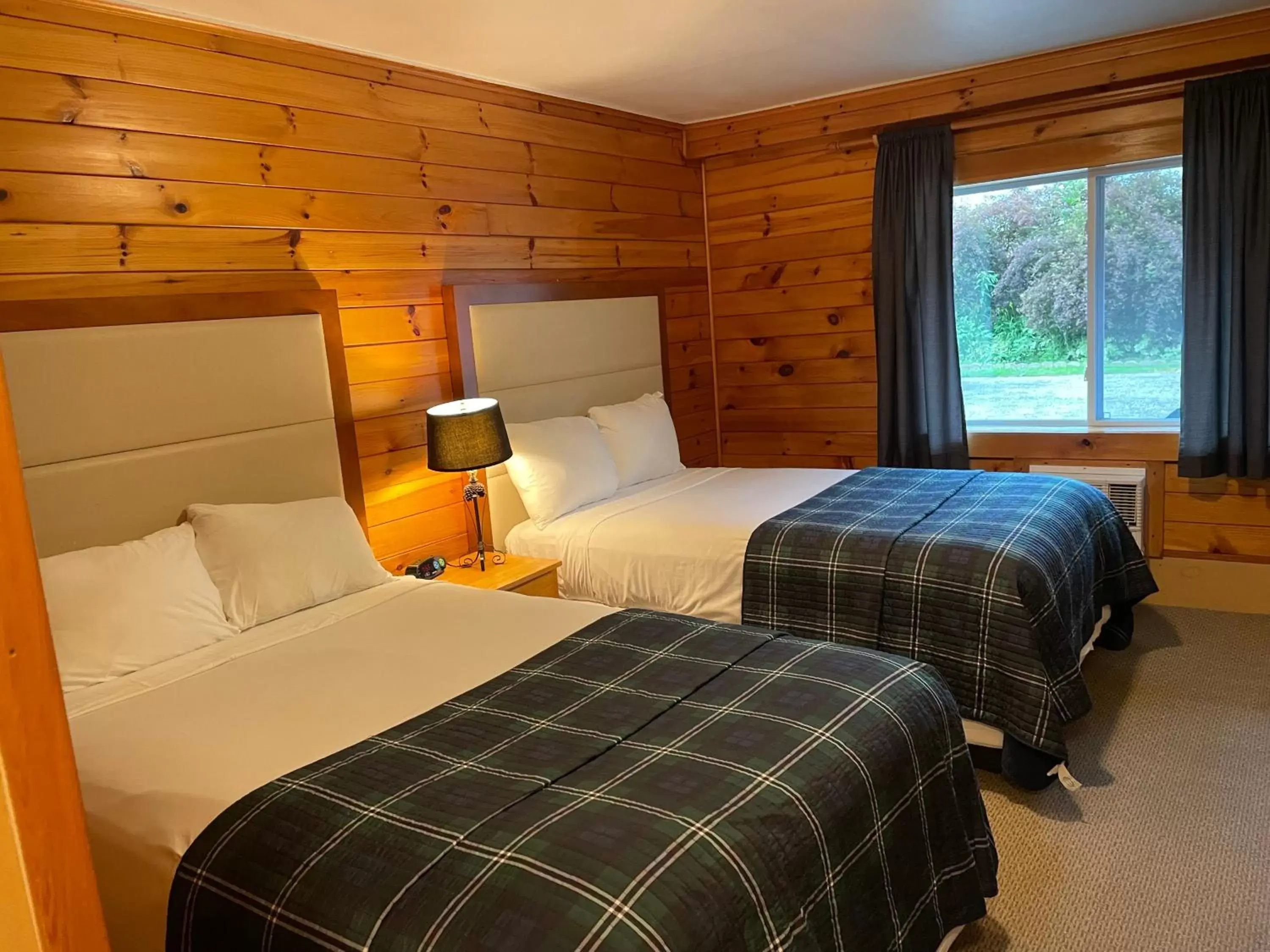 Bed in Northern Lights Lodge