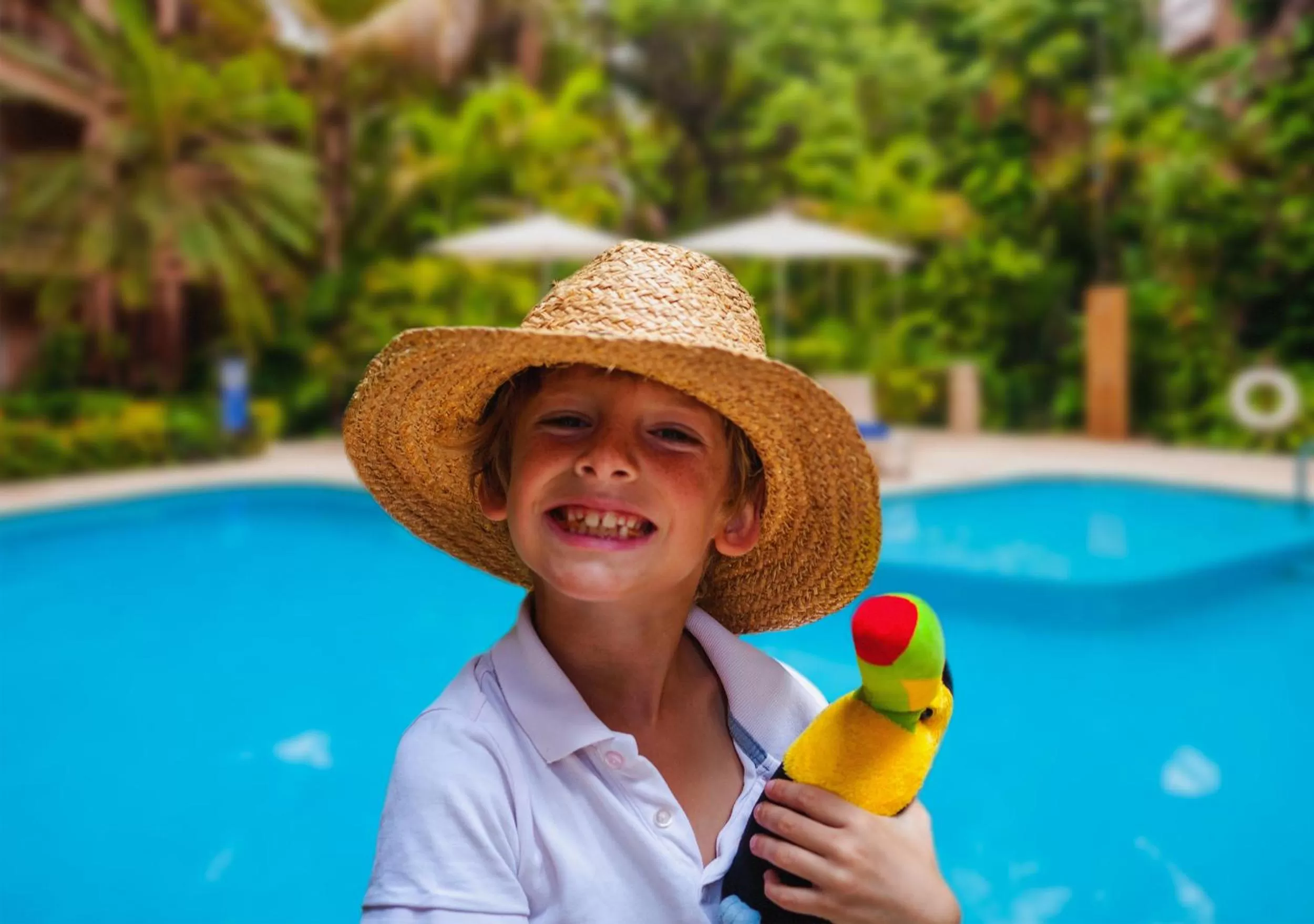 children in Tukan Hotel Playa del Carmen