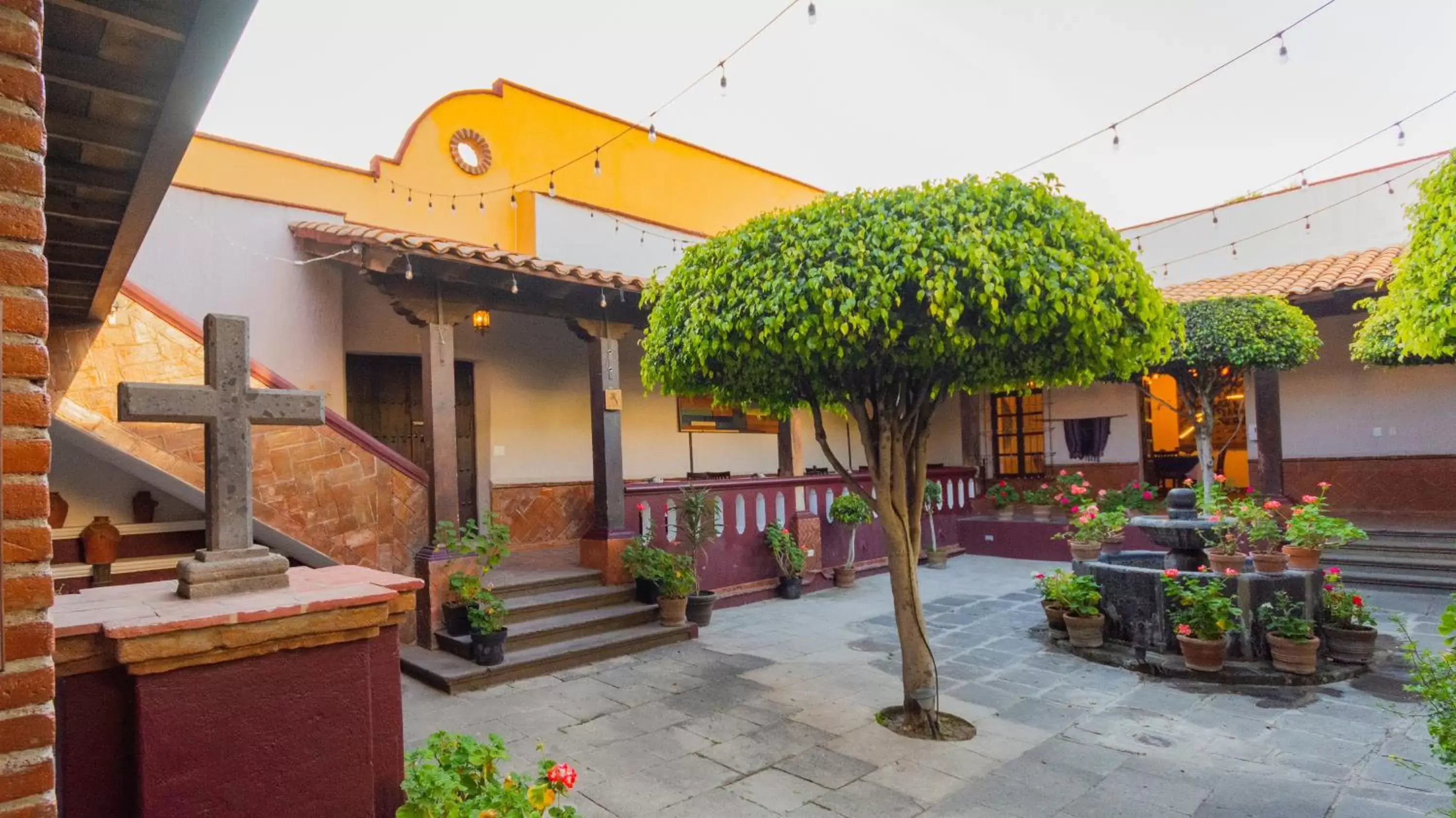 Patio, Property Building in Casa Eva Hotel Boutique & Spa