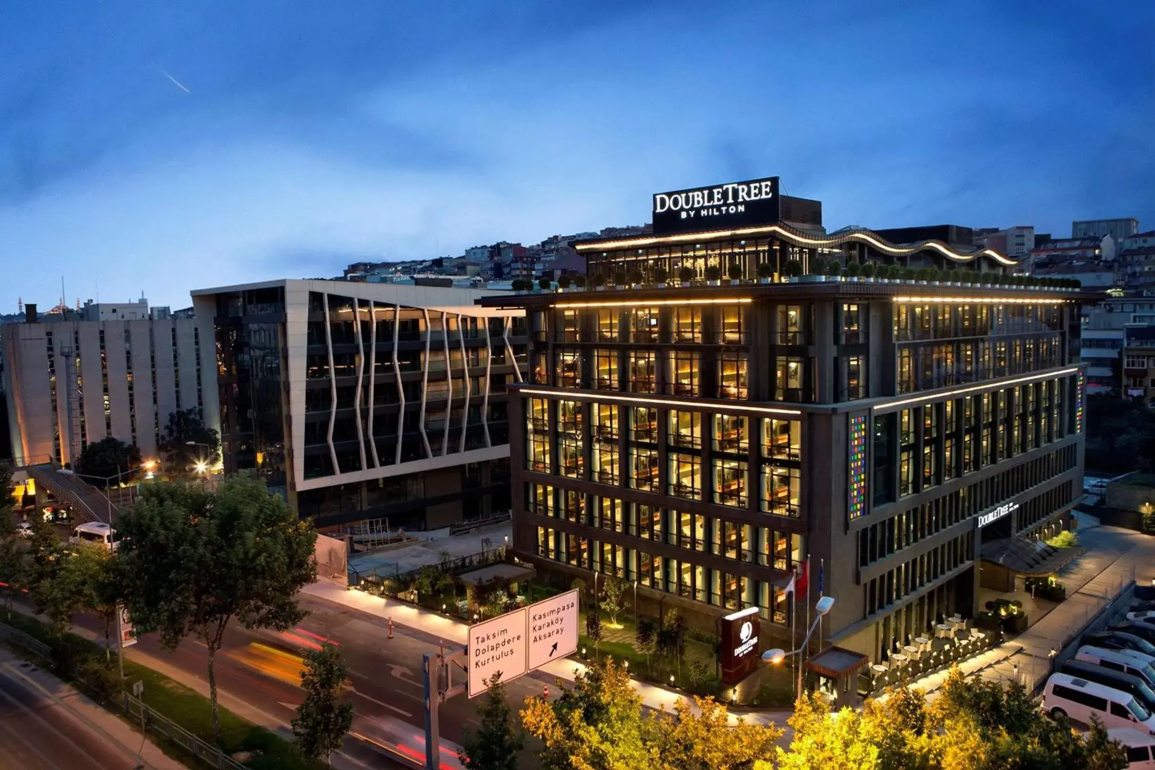 Property building in DoubleTree by Hilton Istanbul - Piyalepasa Property building in DoubleTree by Hilton Istanbul - Piyalepasa