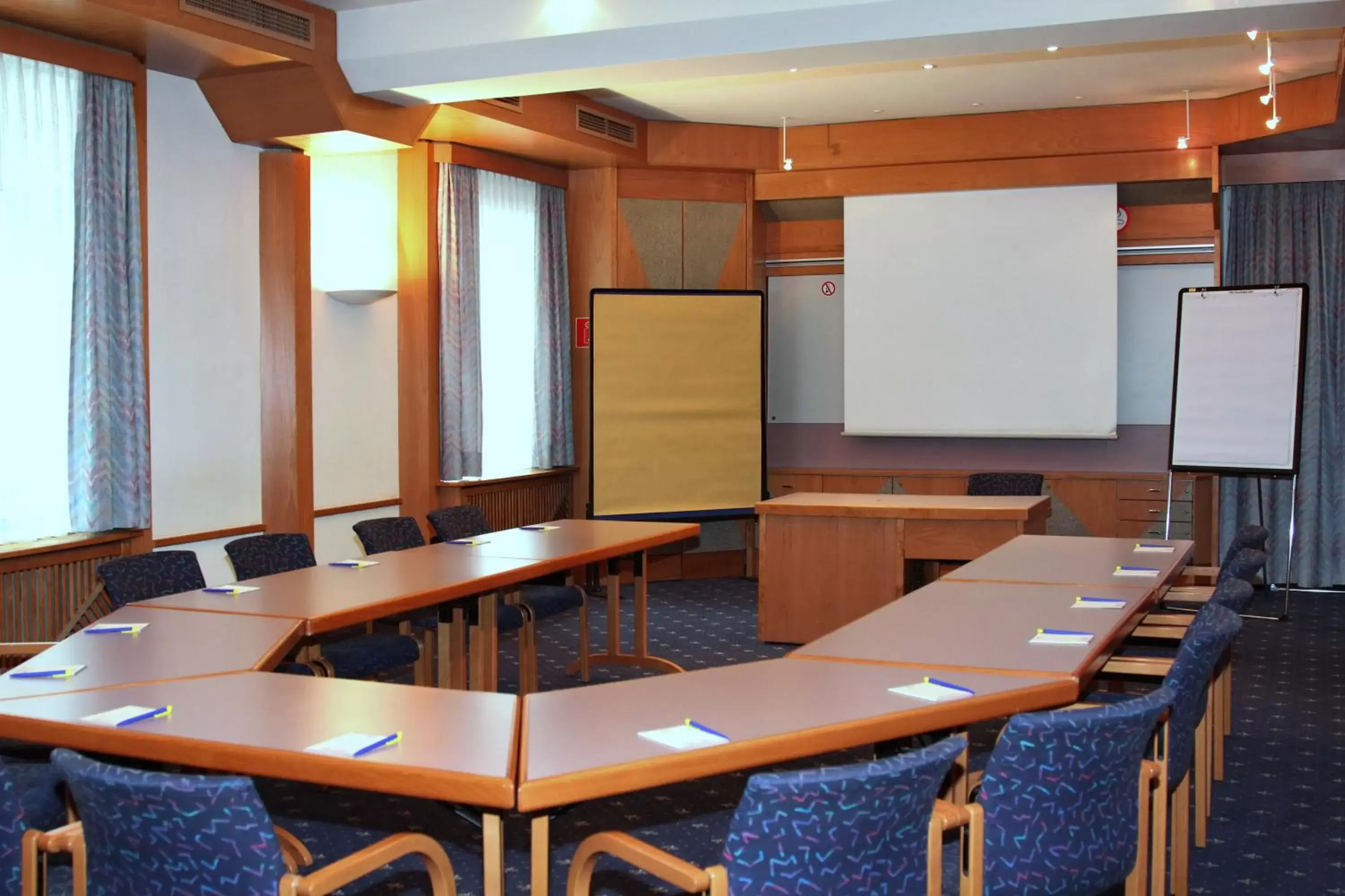 Business facilities, Business Area/Conference Room in Hotel Bayrischer Hof