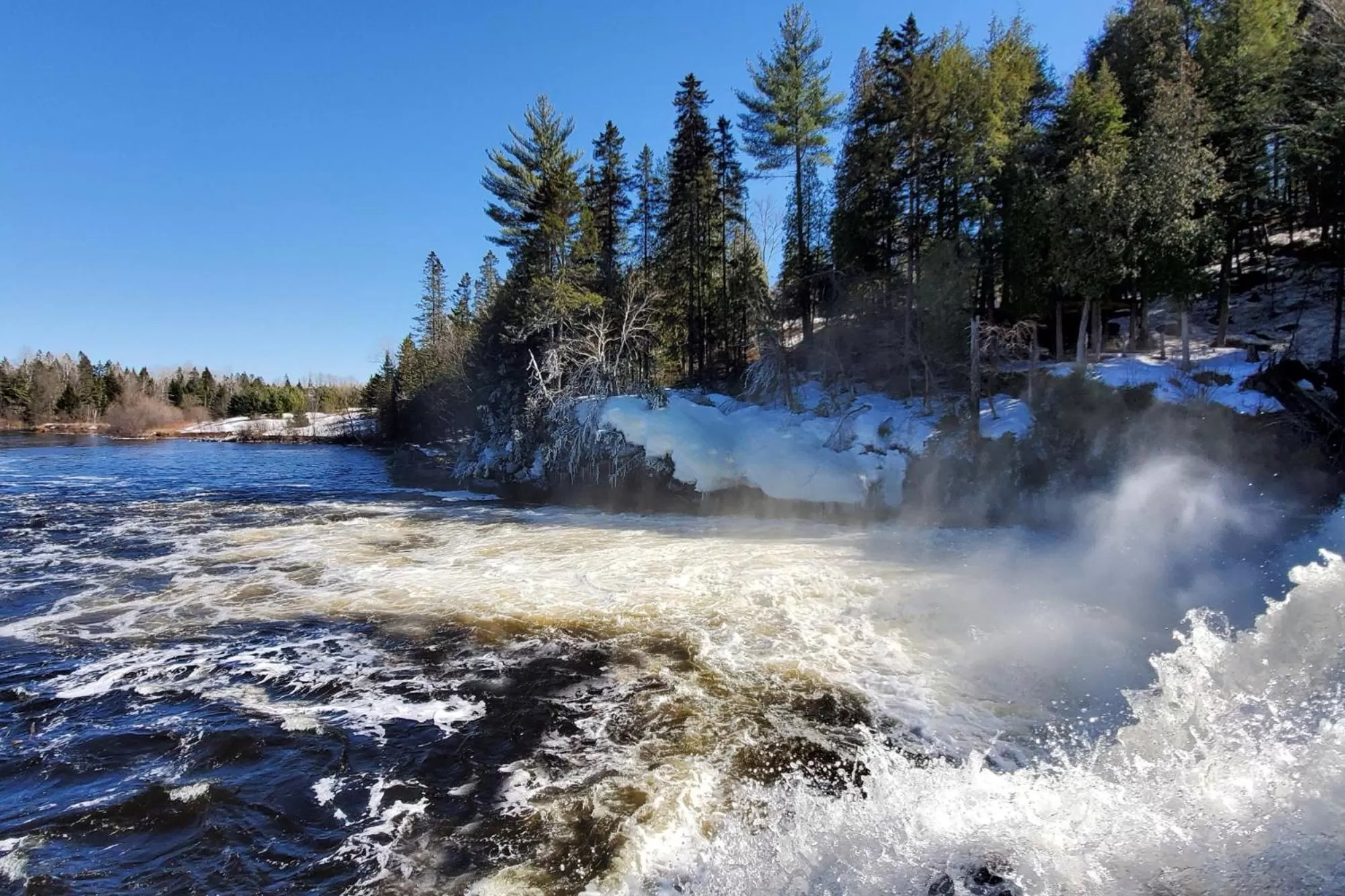 Spring in Le Baluchon Éco-villégiature