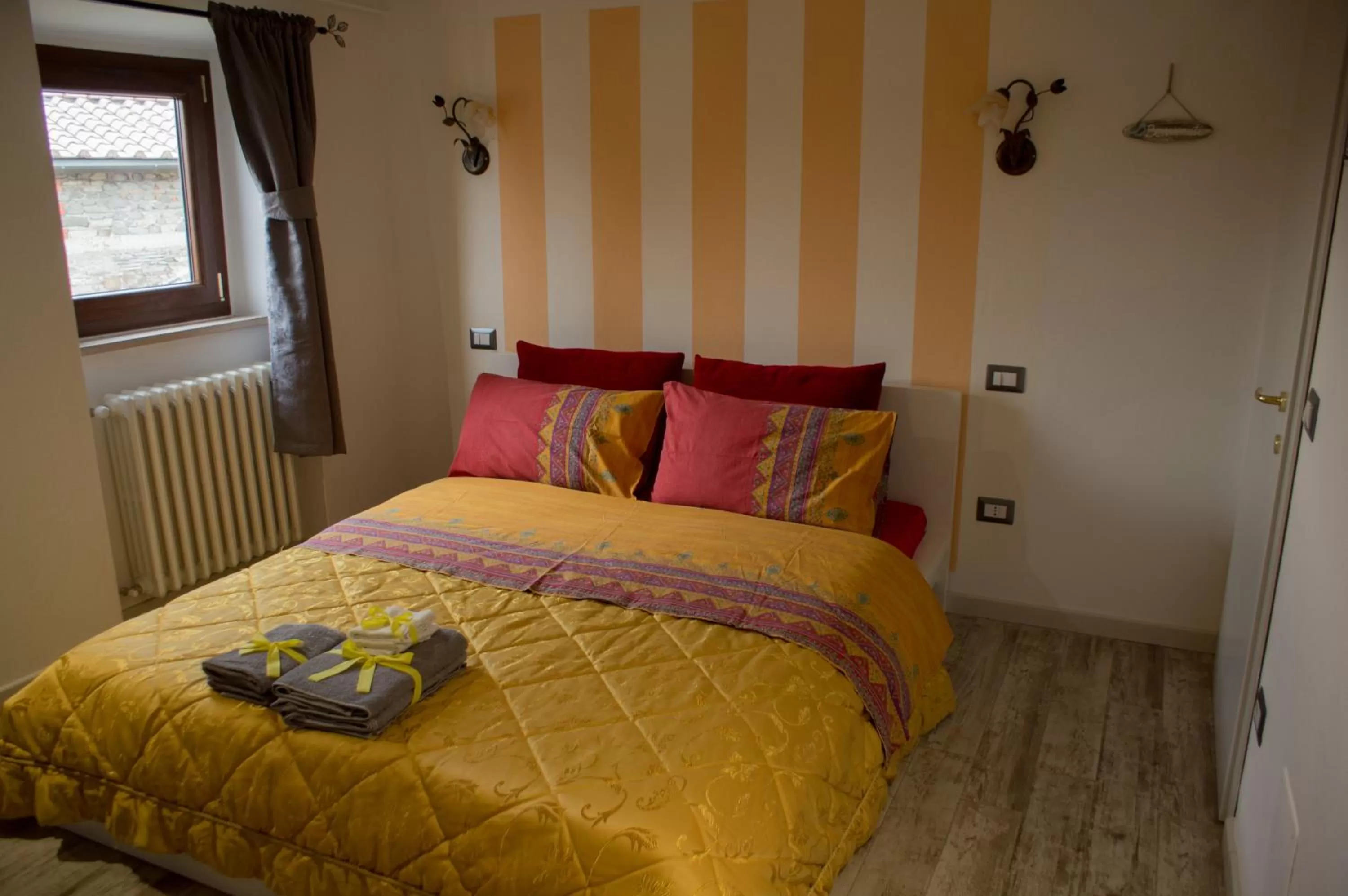 Photo of the whole room, Bed in Antica Dimora del Pellegrino