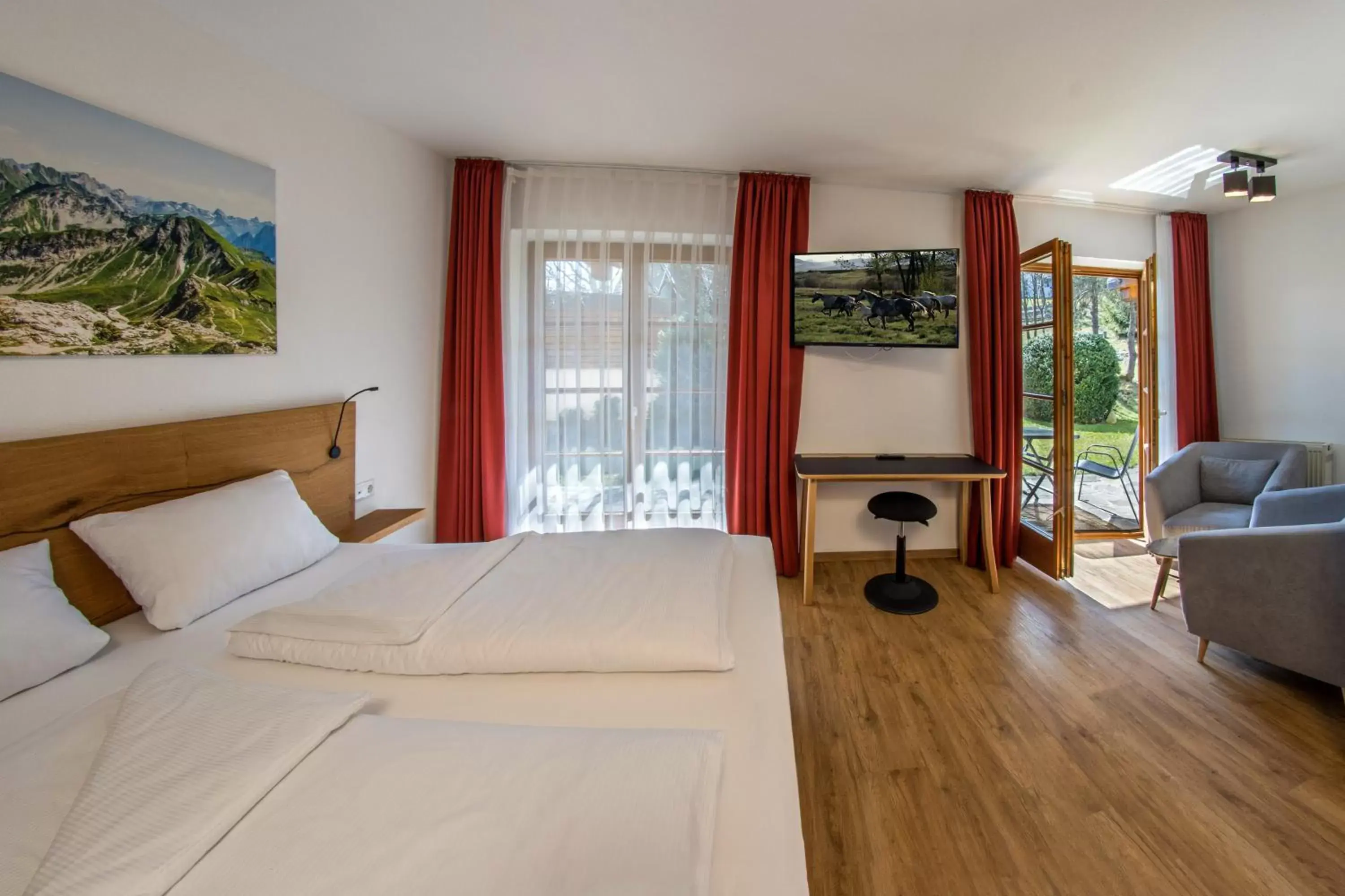 Double Room with Terrace in Appartement-Hotel-Allgayer Double Room with Terrace in Appartement-Hotel-Allgayer