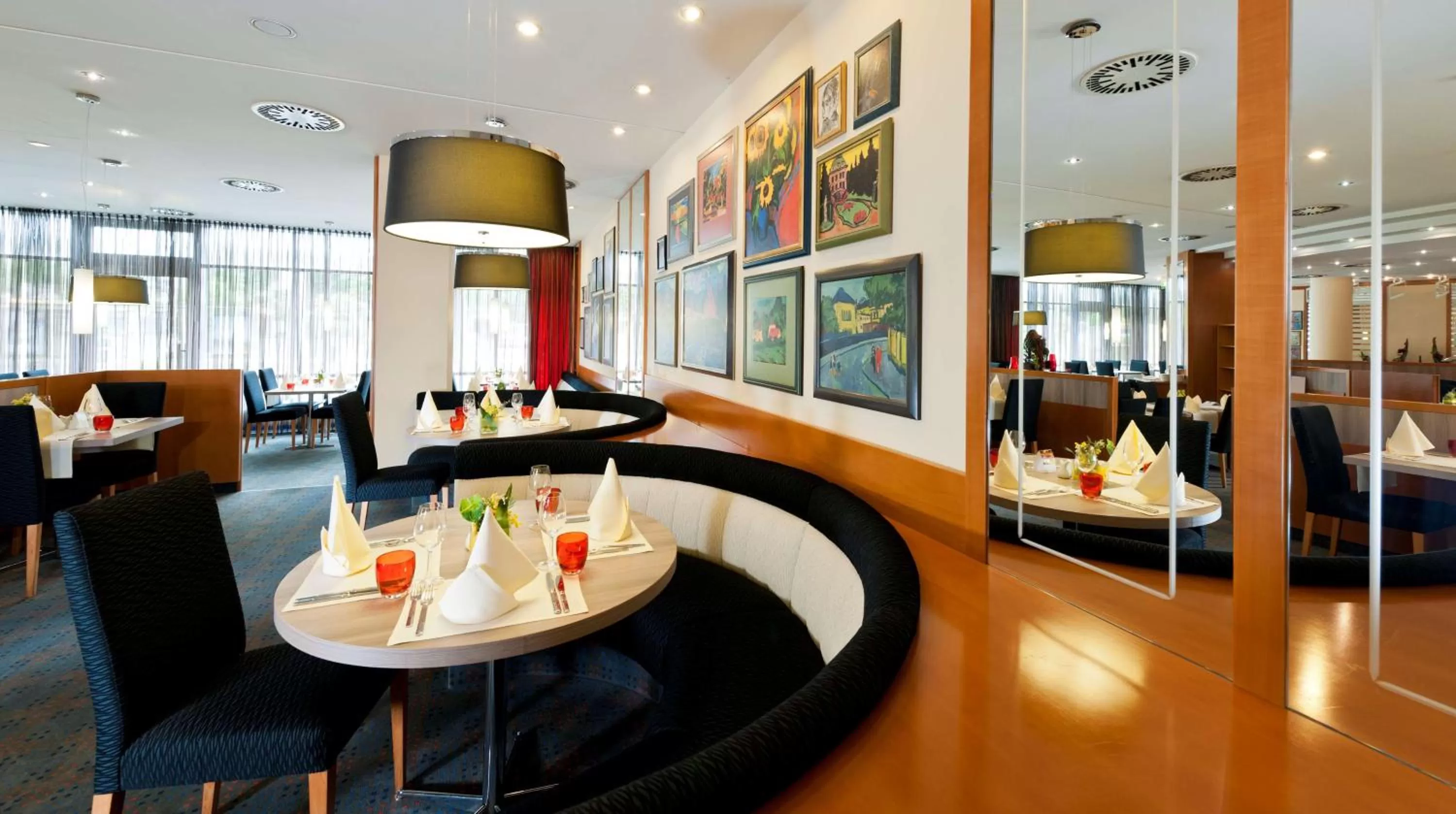 Restaurant/places to eat in Dorint Hotel Dresden
