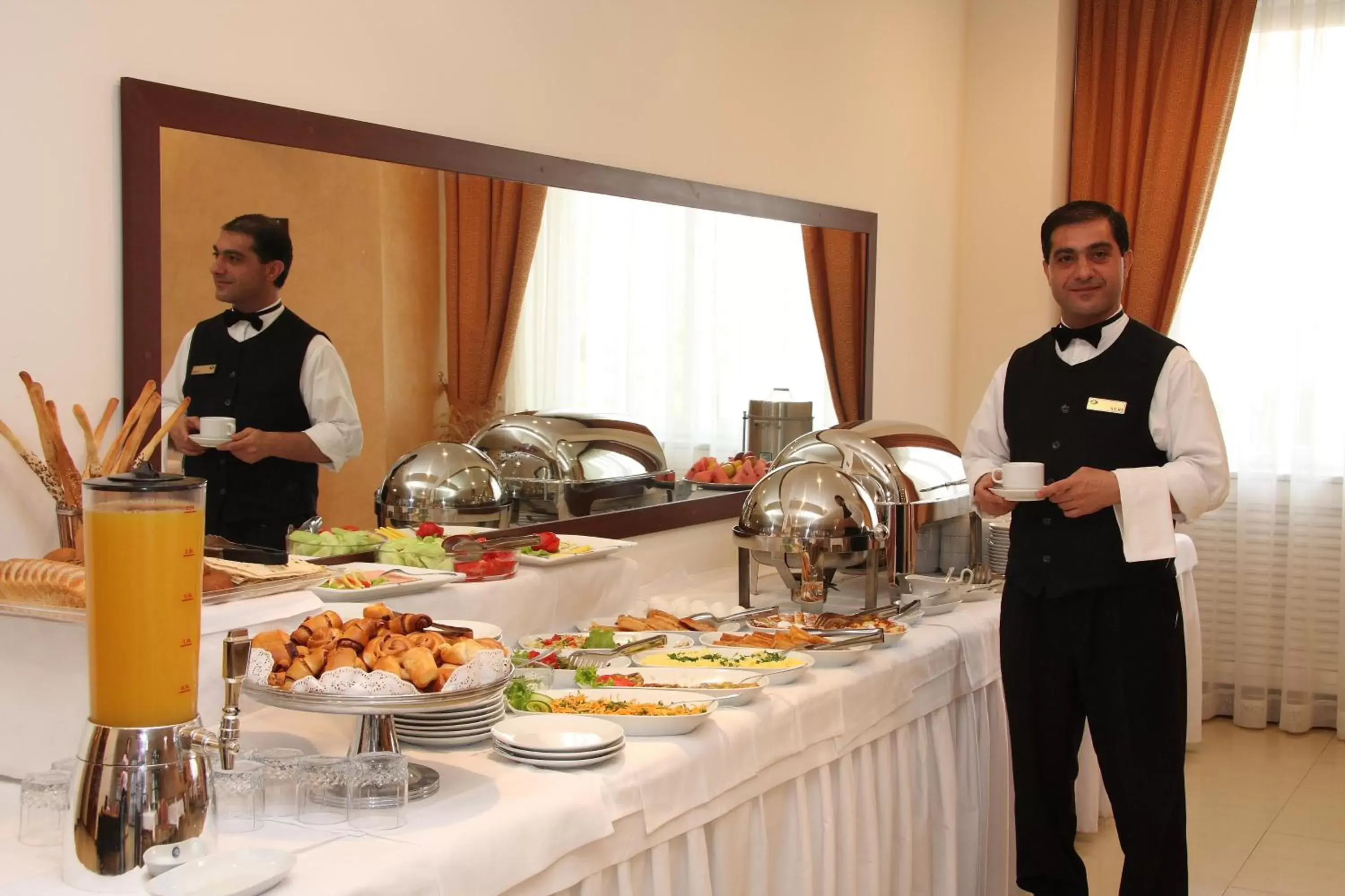 Restaurant/places to eat, Staff in Aviatrans Hotel