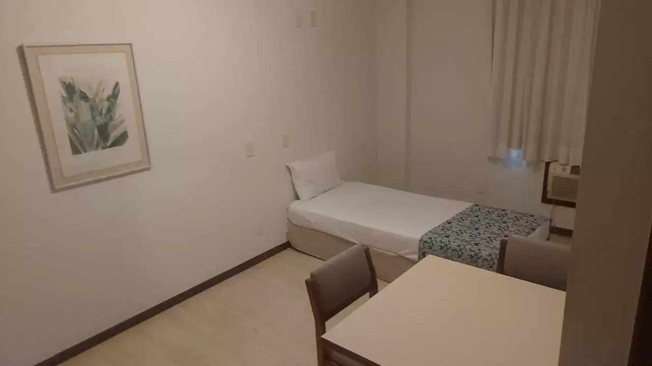 Bedroom, Bed in Boulevard Express Bedroom, Bed in Boulevard Express