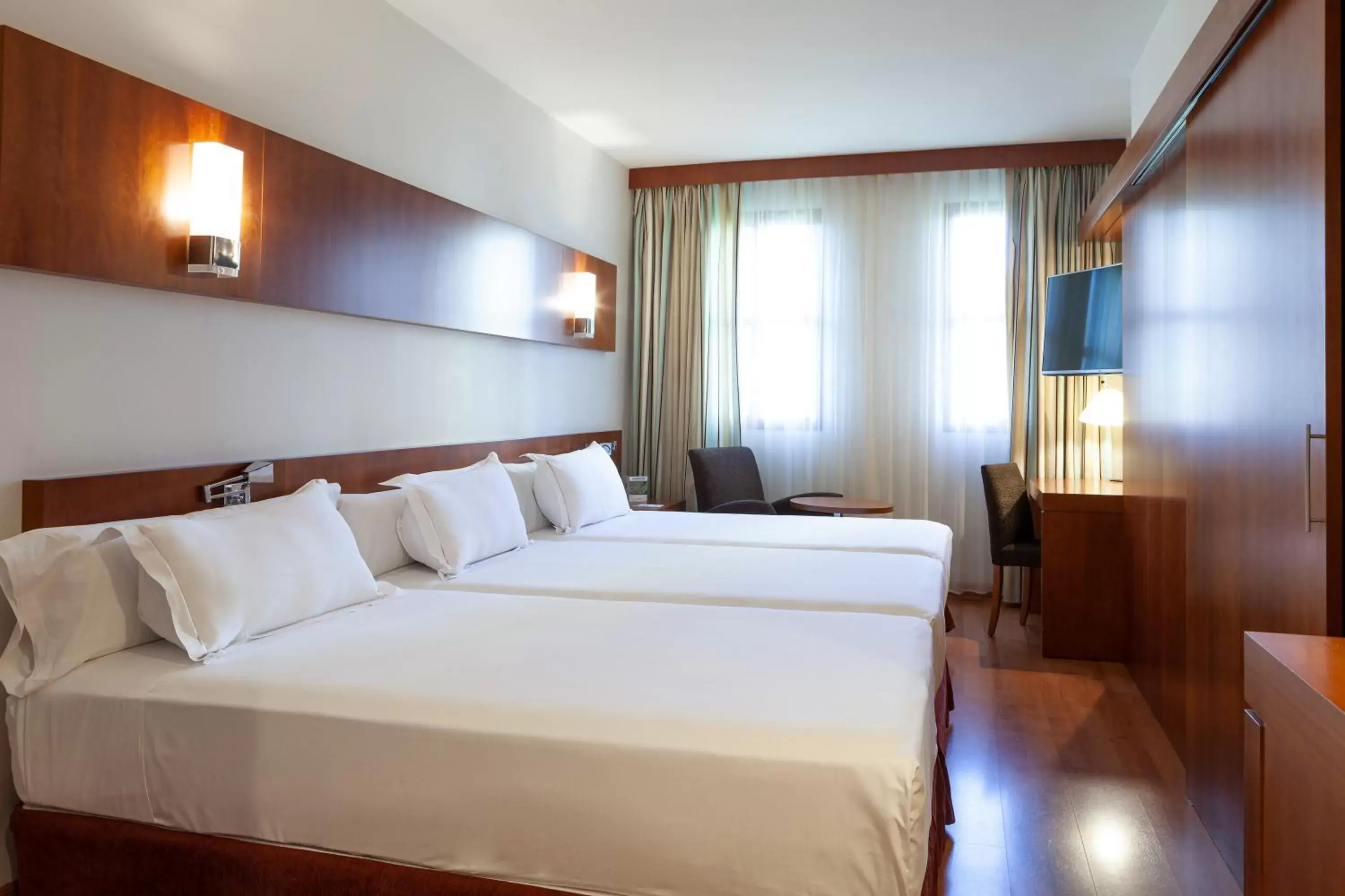 Bedroom, Bed in Senator Huelva