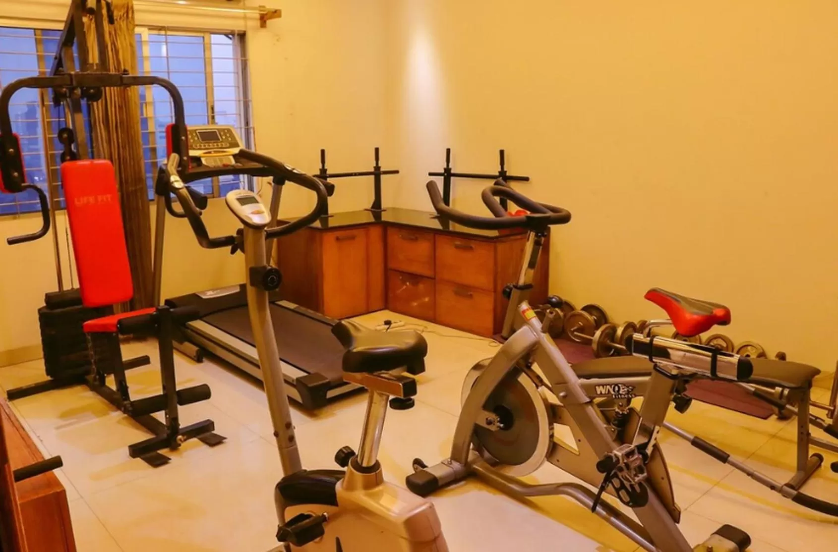 Fitness centre/facilities in Hotel Afford Inn