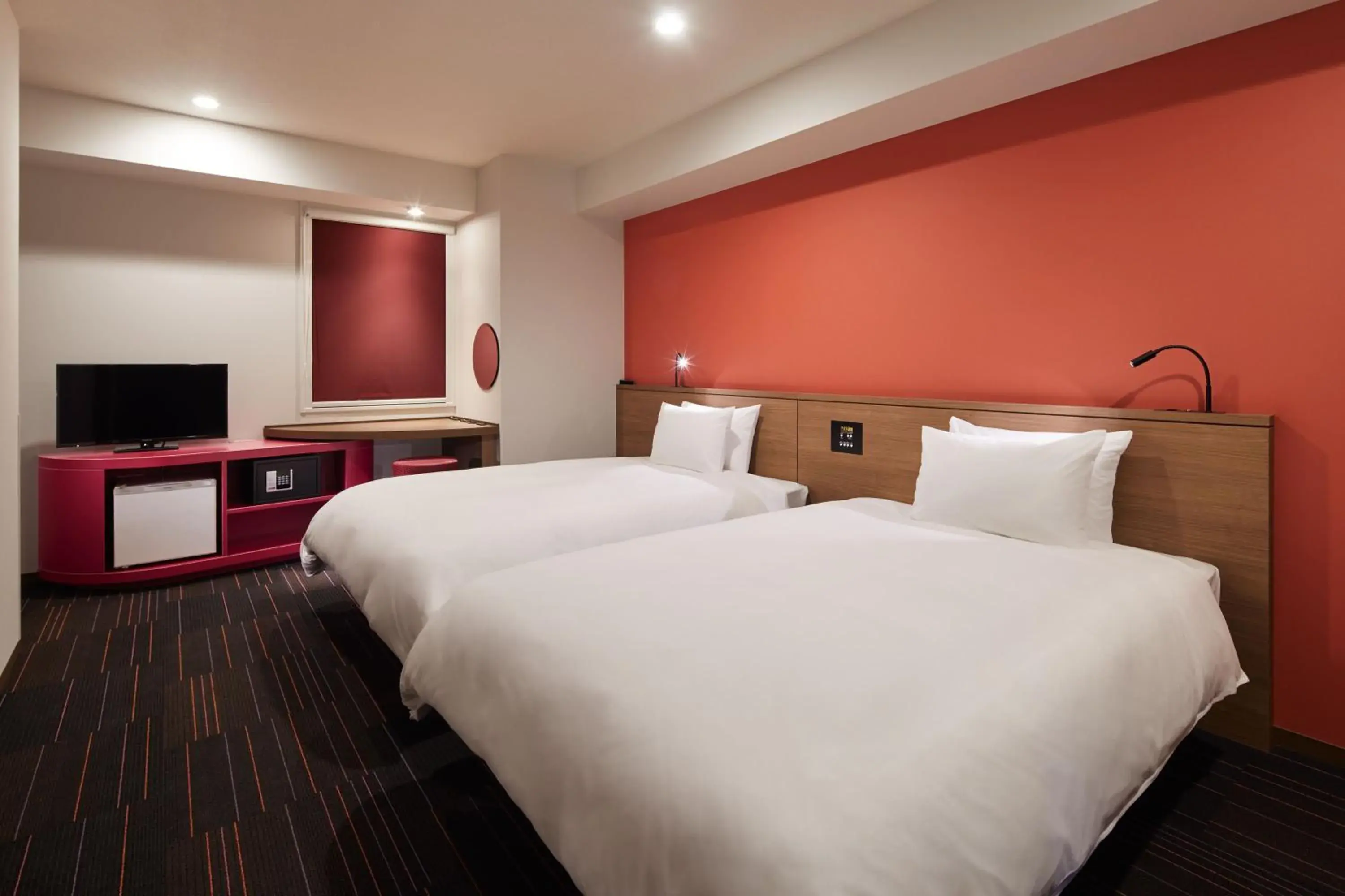Photo of the whole room, Bed in The B Tokyo Shimbashi Toranomon