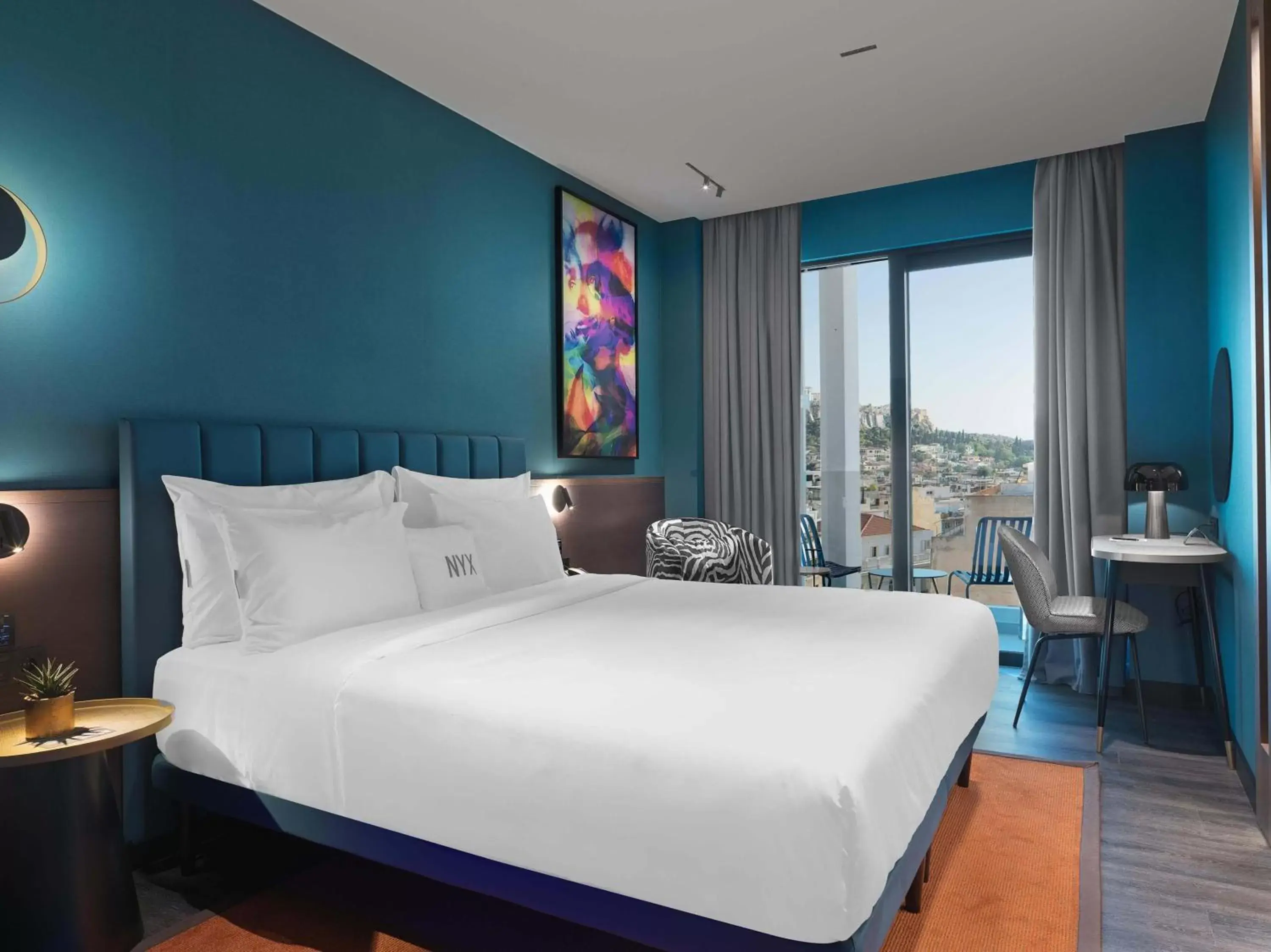 Photo of the whole room, Bed in NYX Esperia Palace Hotel Athens by Leonardo Hotels