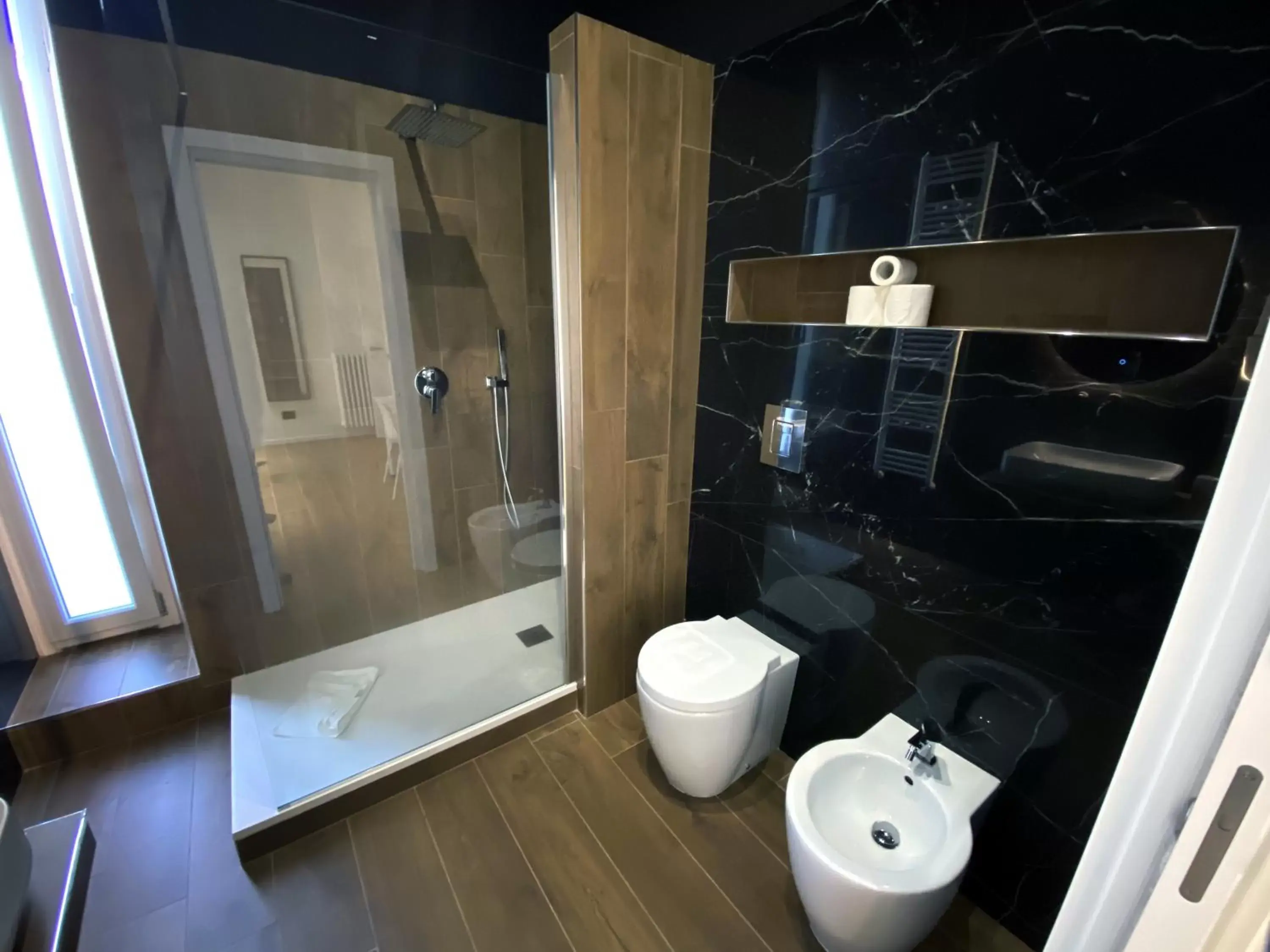 Bathroom in Business Home Via Isonzo B&B