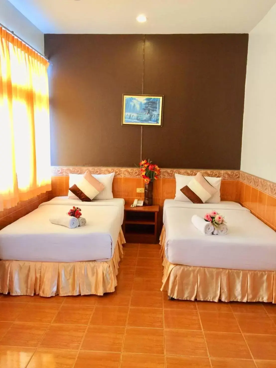 Bedroom, Bed in Suriwong Chumphon Hotel