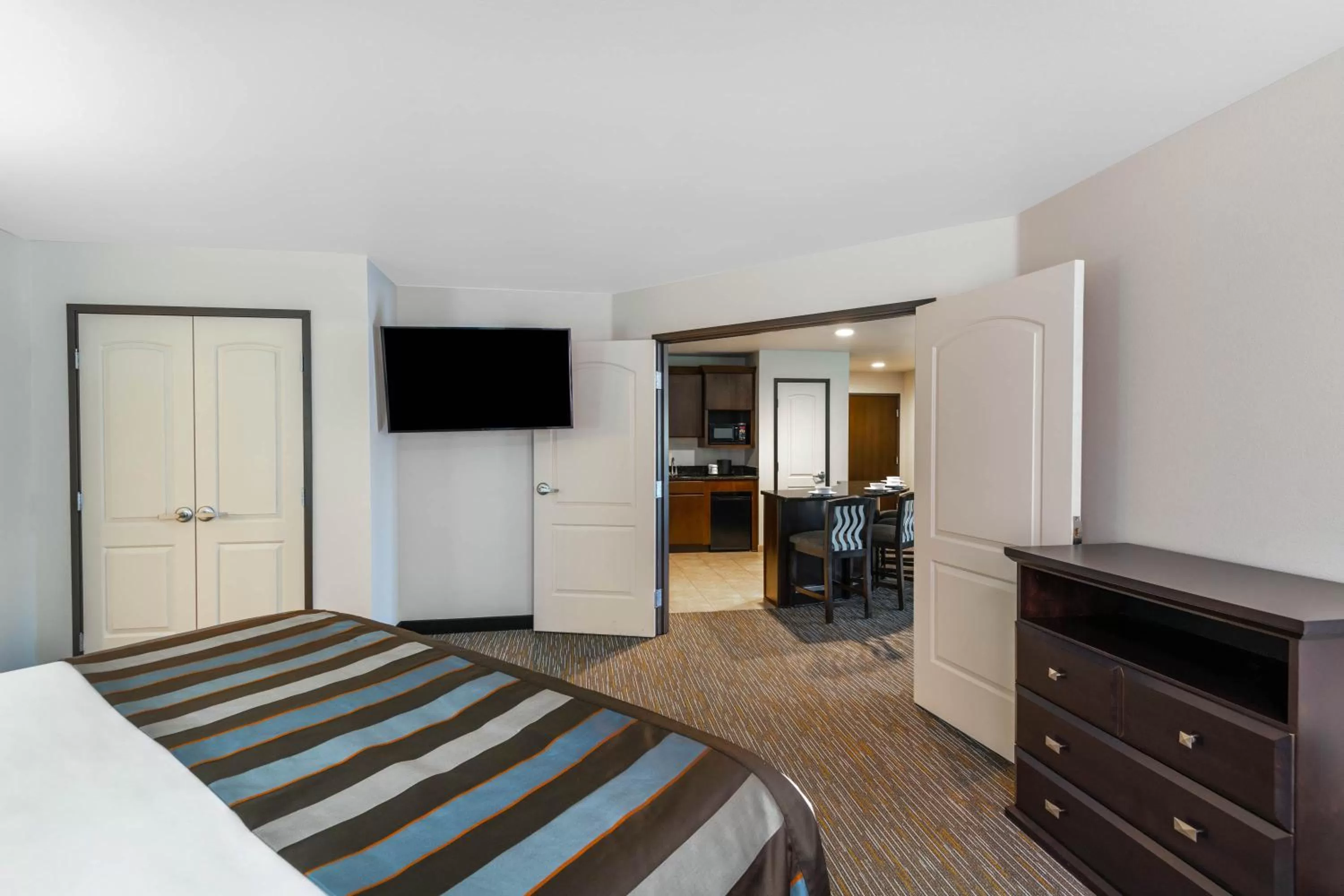 Photo of the whole room, Bed in Wingate by Wyndham - St. George