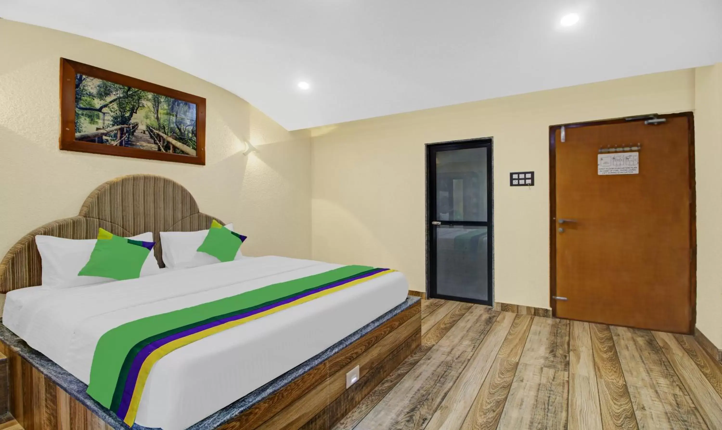 Bedroom, Bed in Treebo Majestic Palms, 2 Km From Colva Beach Bedroom, Bed in Treebo Majestic Palms, 2 Km From Colva Beach