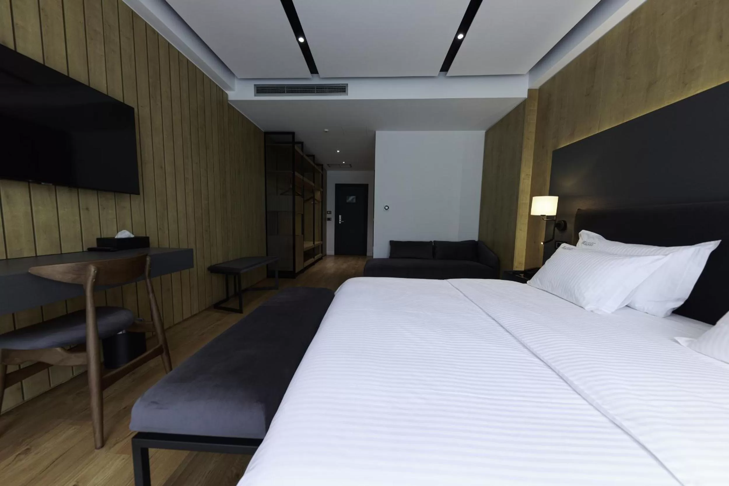 Bedroom, Bed in Hotel Uji Ftohte Tepelene