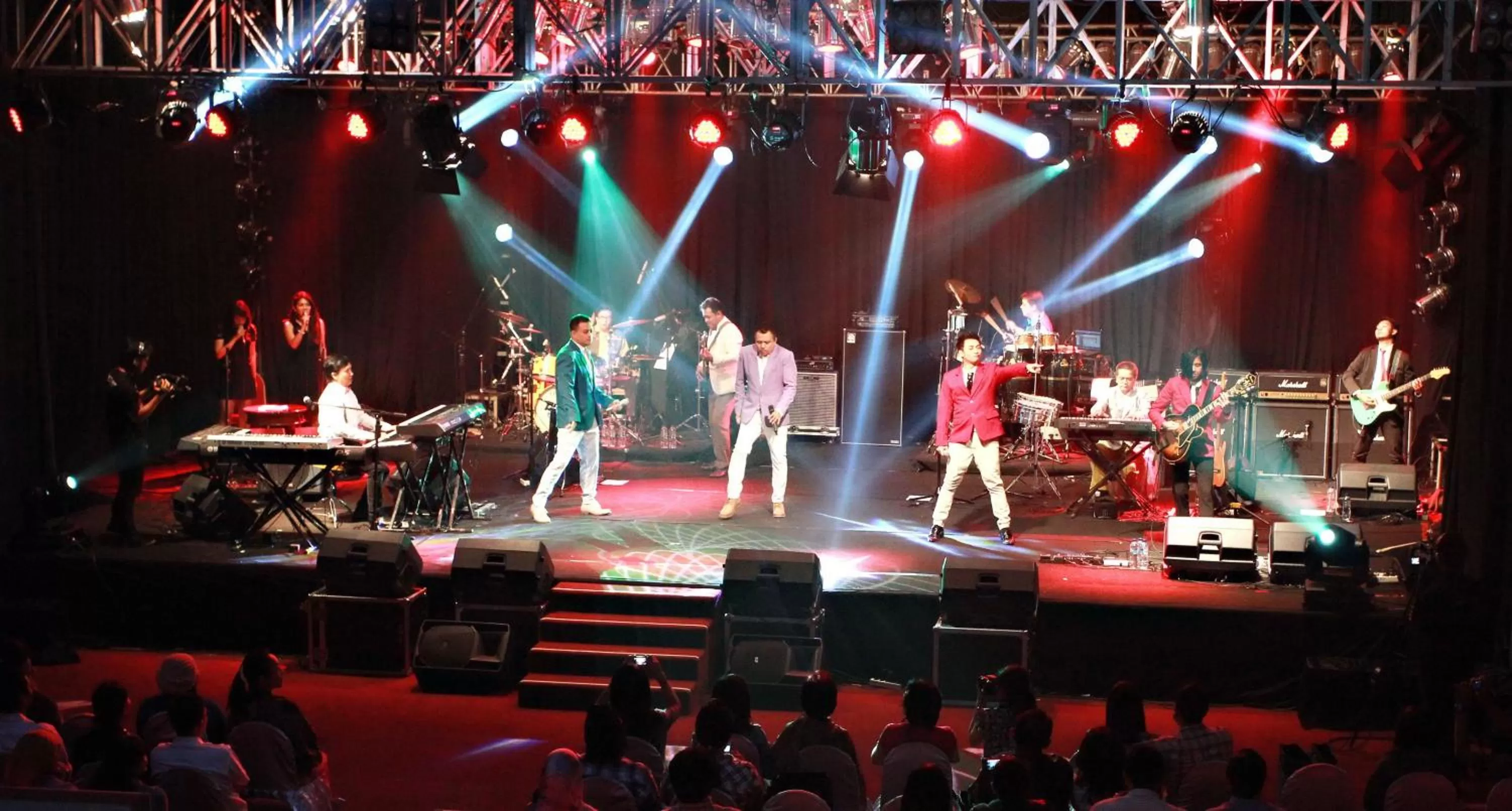 Entertainment in Grand Arkenso Park View