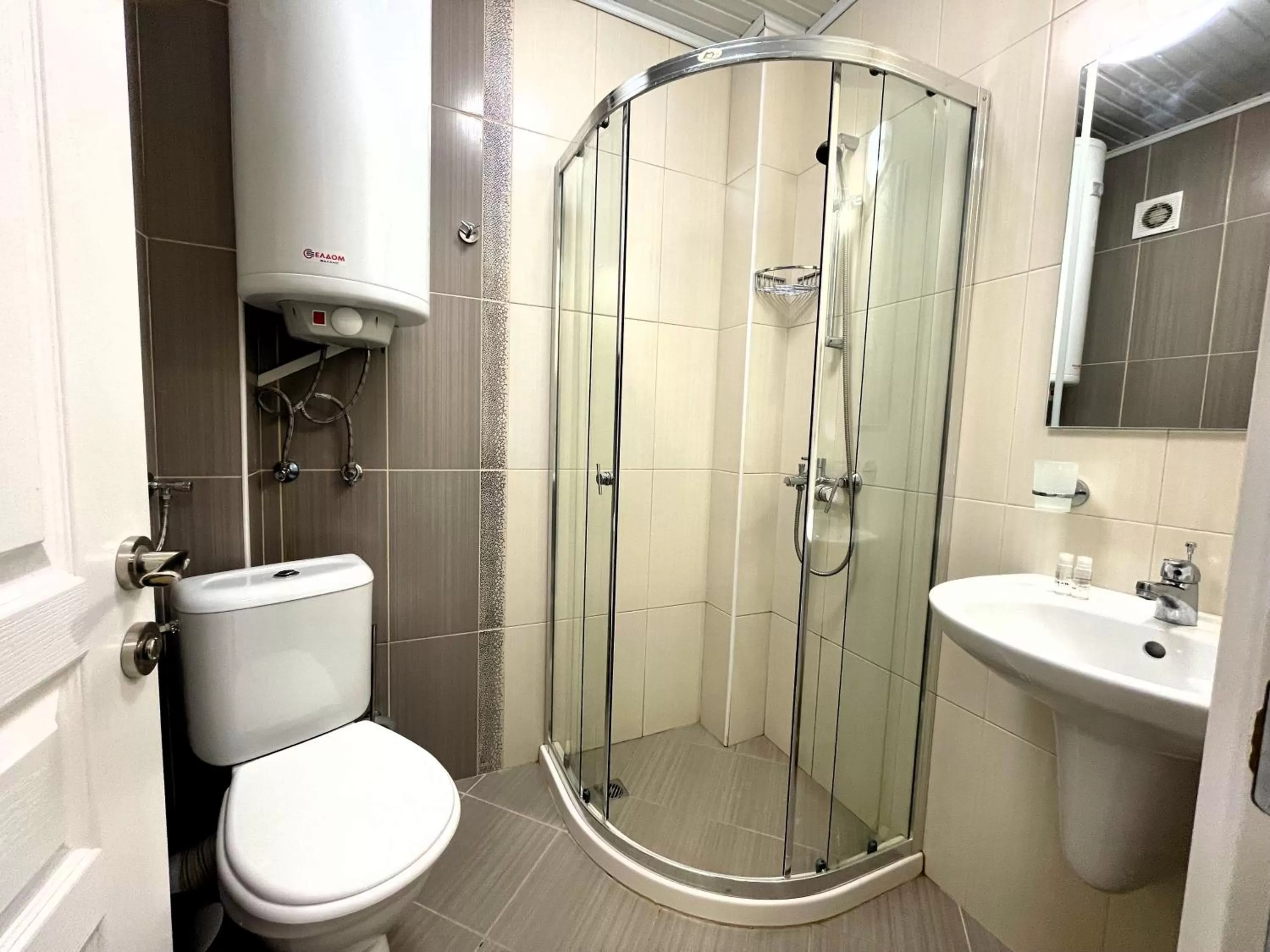 APART-HOTEL Stamopolu Lux с изглед към морето