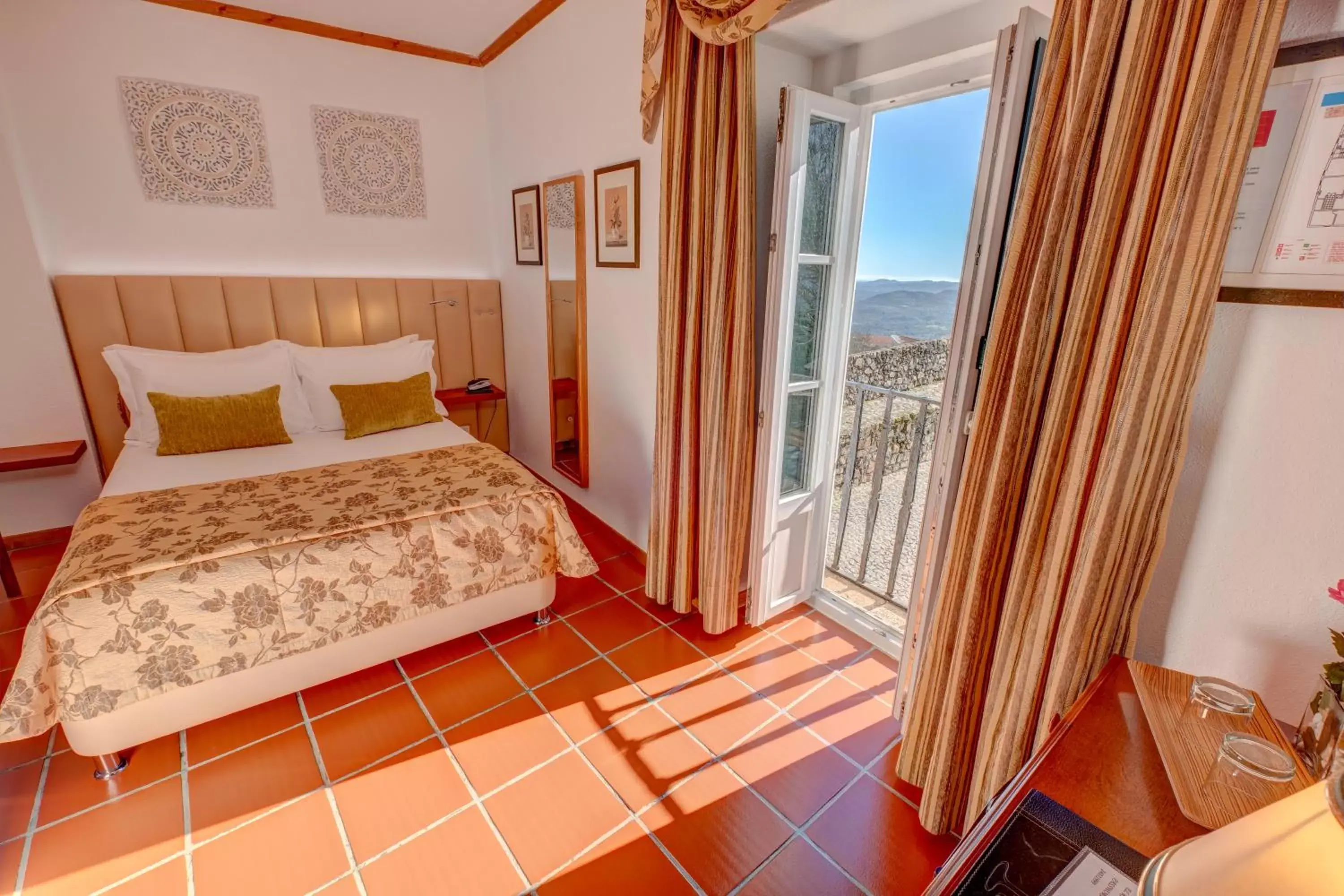 Bedroom, Bed in El-Rei Dom Manuel Hotel