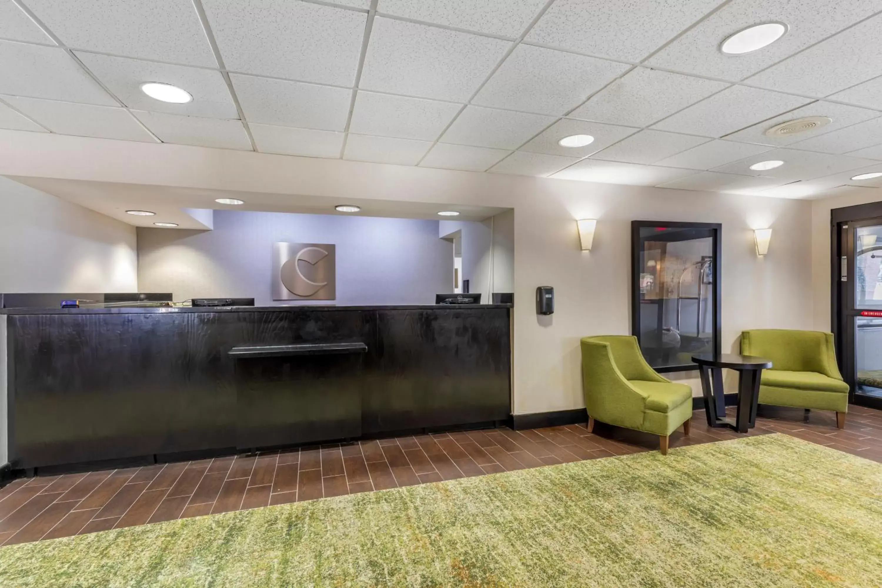 Lobby/Reception in Comfort Inn Plano-Dallas