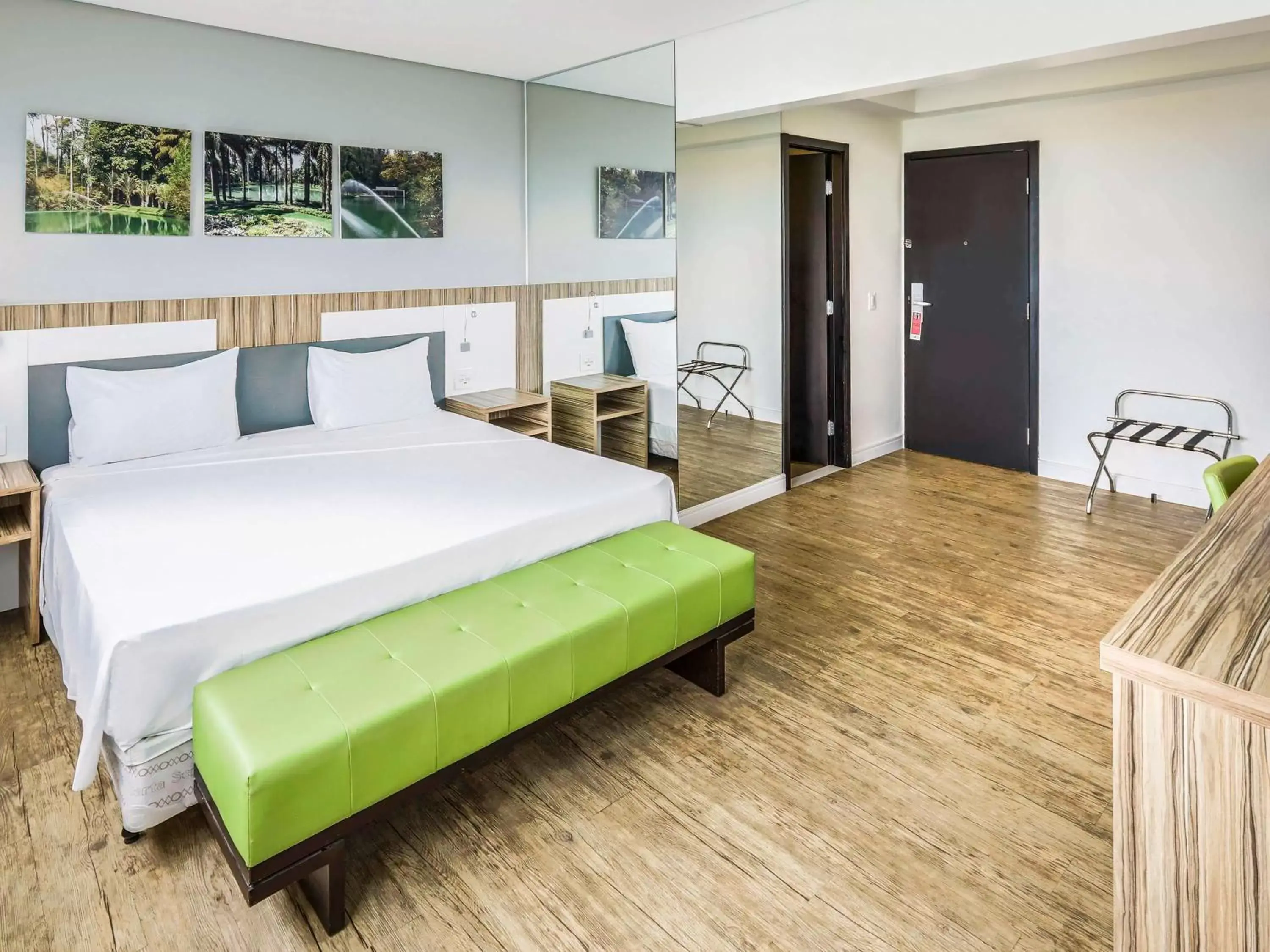 Photo of the whole room, Bed in ibis Styles Confins Aeroporto