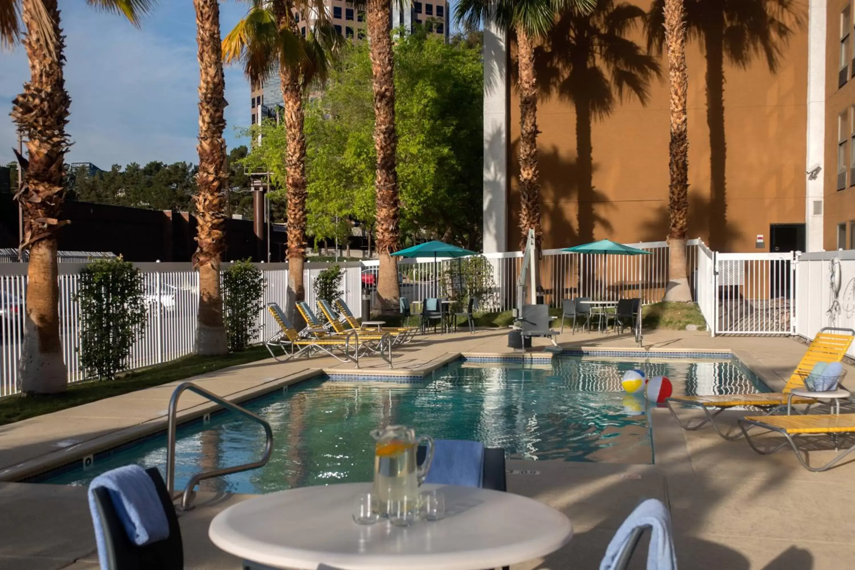 Area and facilities, Swimming Pool in Fairfield Inn Las Vegas Convention Center