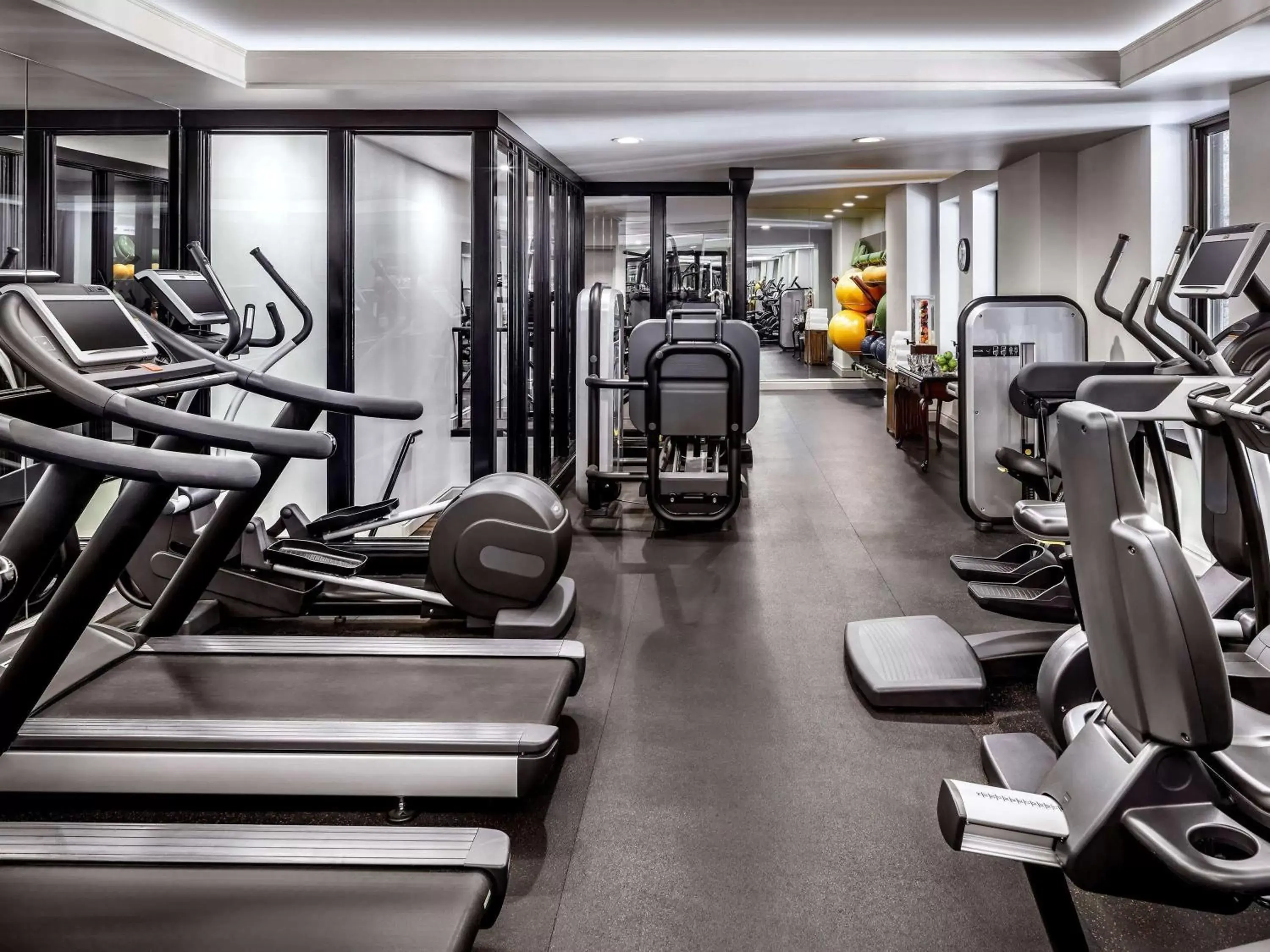 Sports, Fitness Center/Facilities in Fairmont Empress Hotel