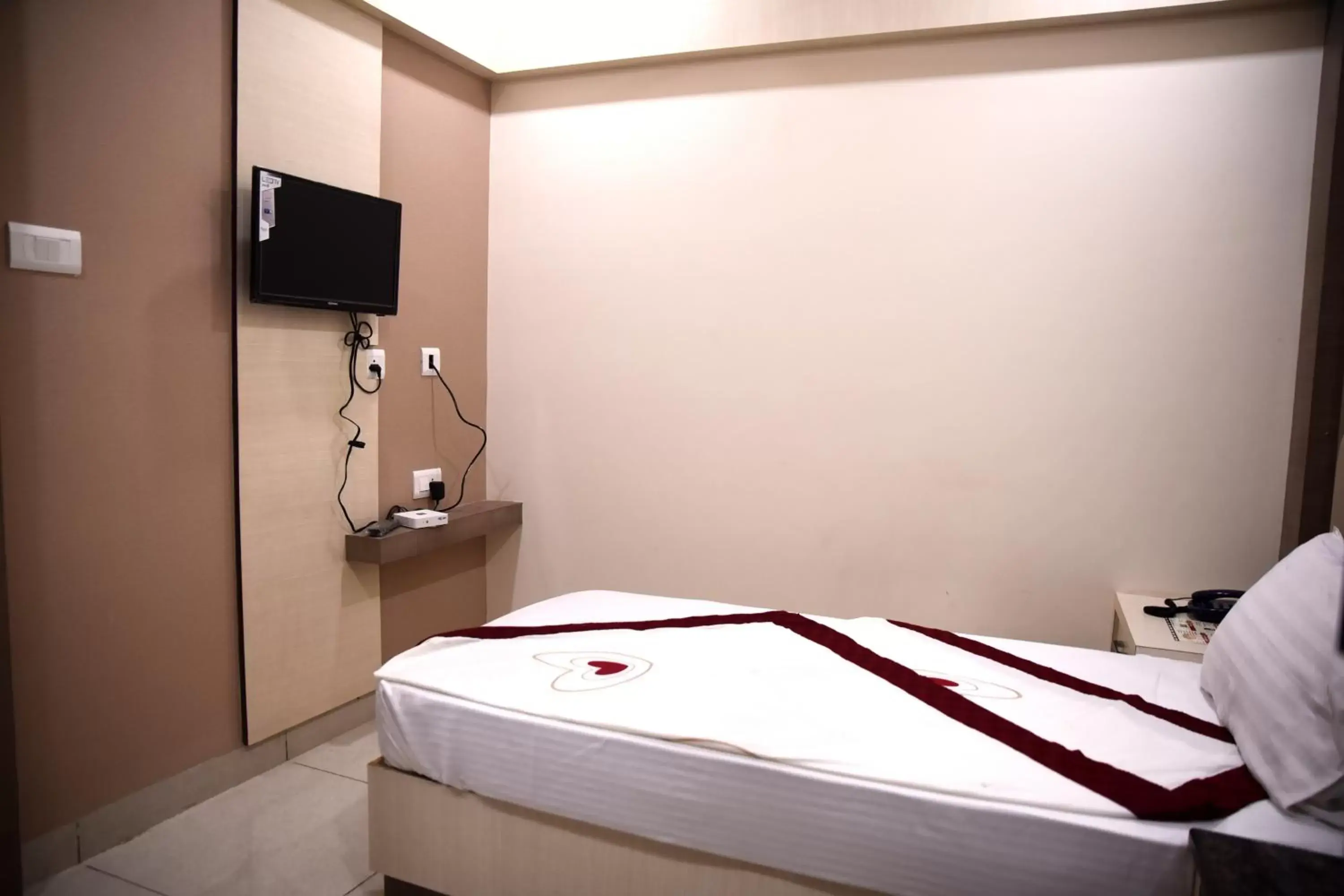 Photo of the whole room in Hotel Silver Palace Photo of the whole room in Hotel Silver Palace