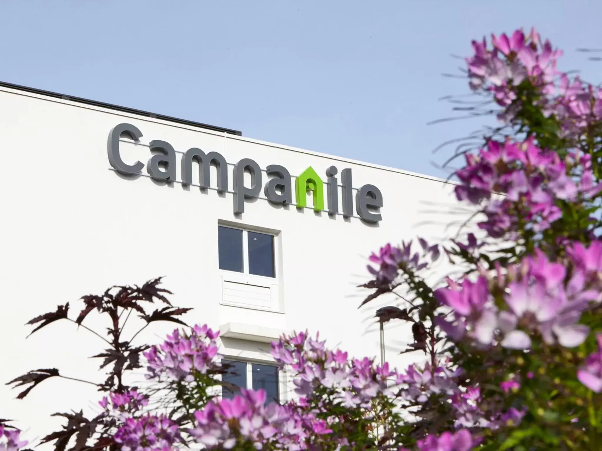 Facade/entrance, Property Building in Campanile Ales Centre - Cévennes