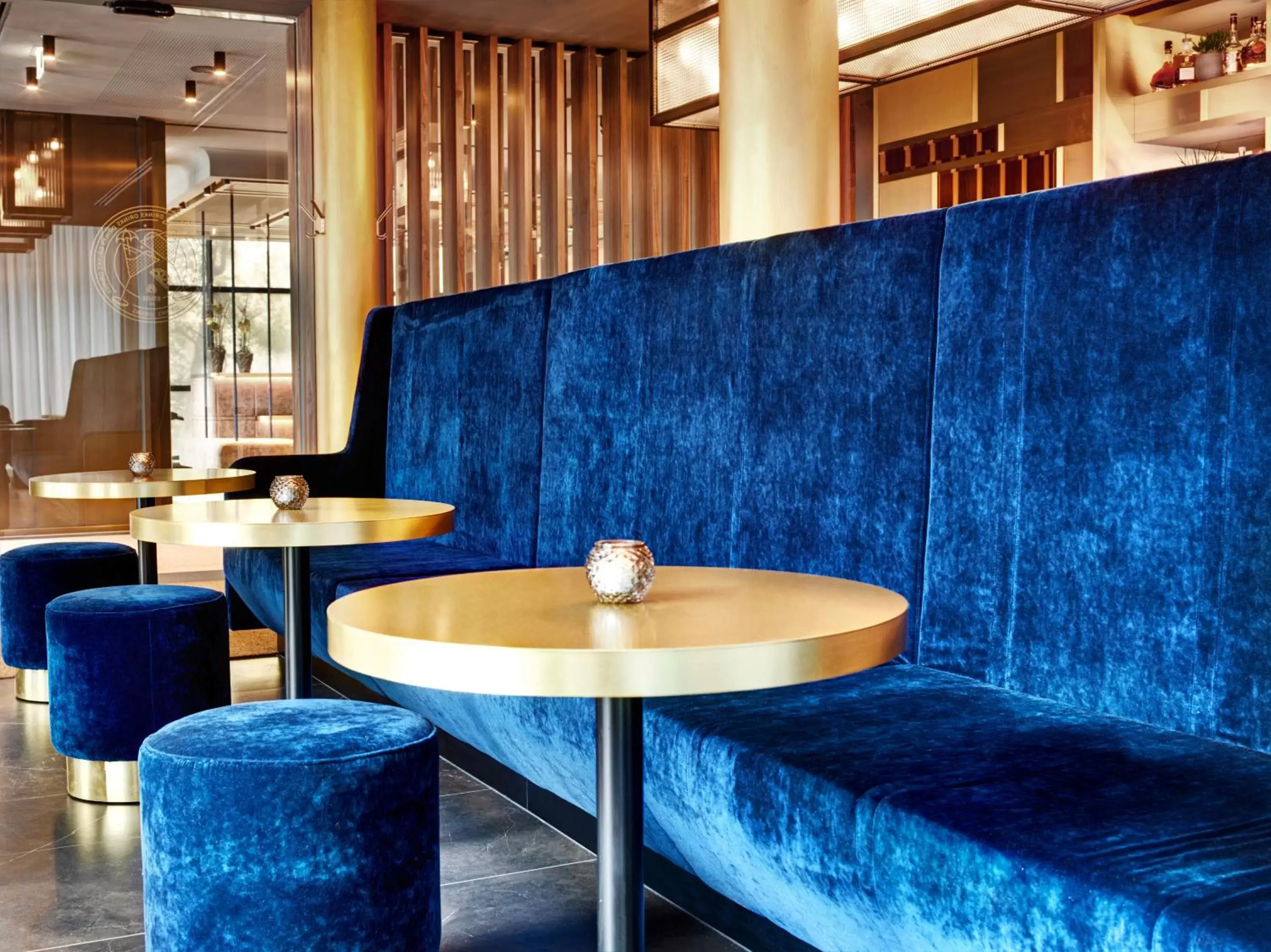Lounge or bar in STAGE 12 Hotel by Penz