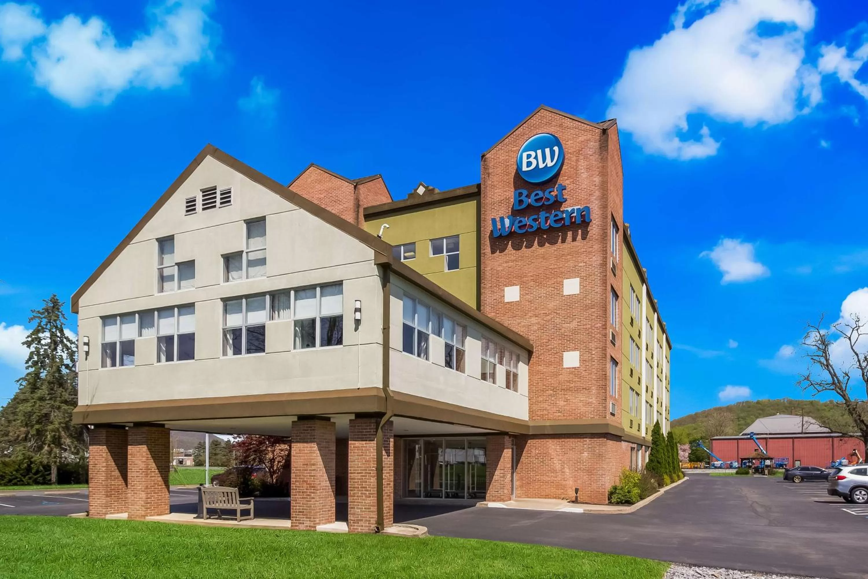 Property building in Best Western Lock Haven