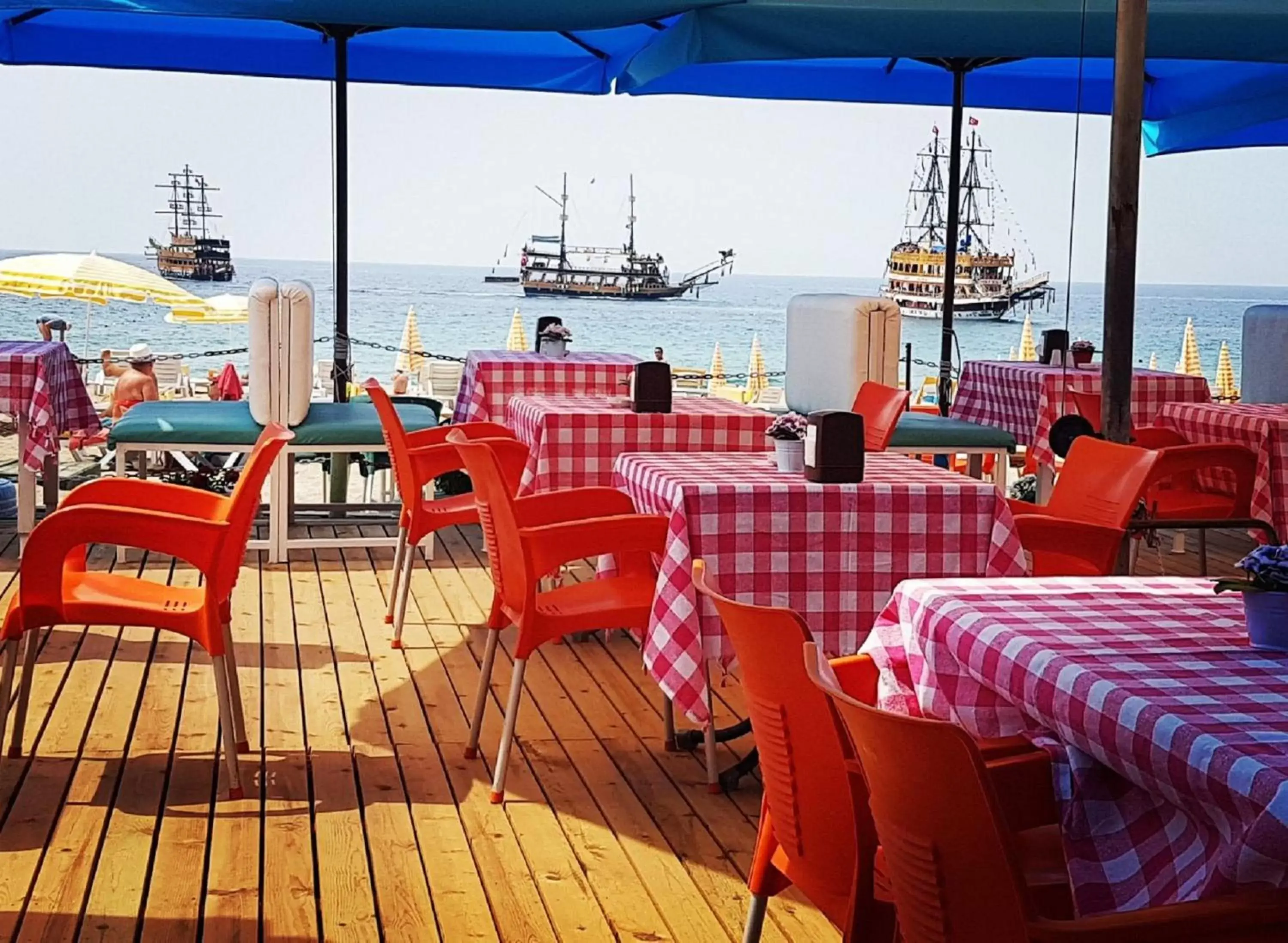 Beach, Restaurant/Places to Eat in Ozcan Hotel