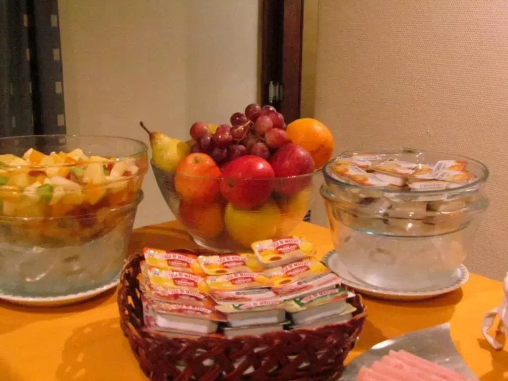 Breakfast, Food in Hotel A.S. Sao Joao da Madeira