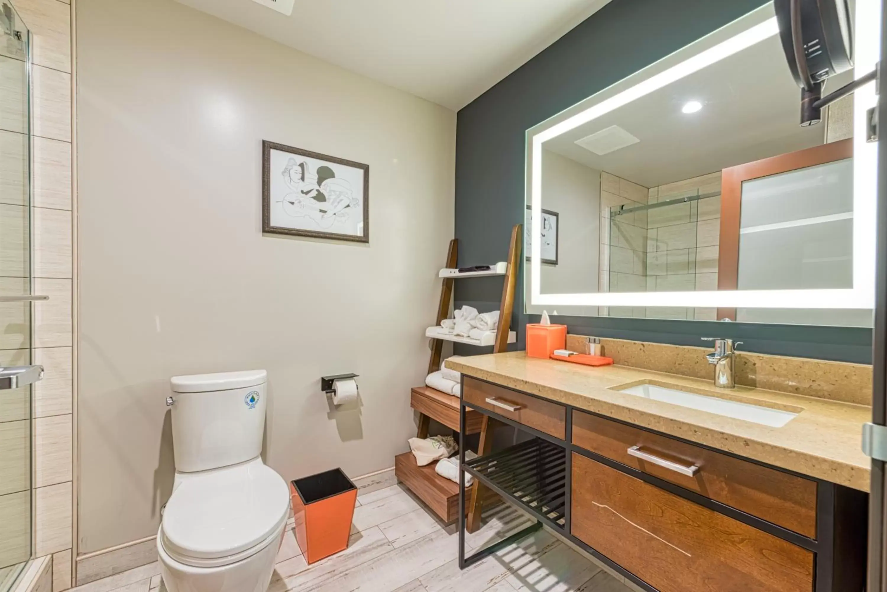 Bathroom in Hotel Lexen Newhall & Santa Clarita - Near Six Flags Magic Mountain