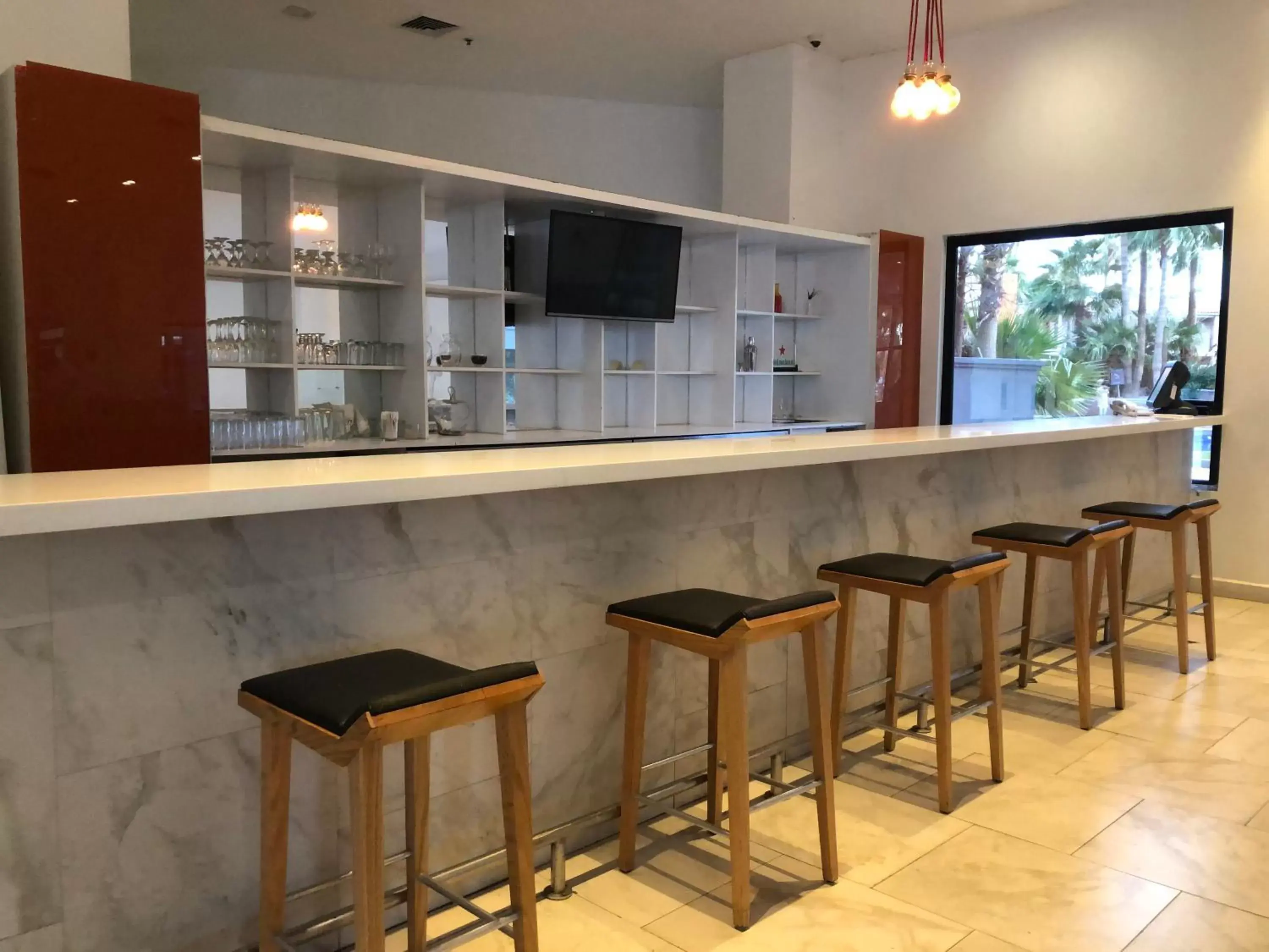 Lounge or bar, Lounge/Bar in Real Inn Mexicali