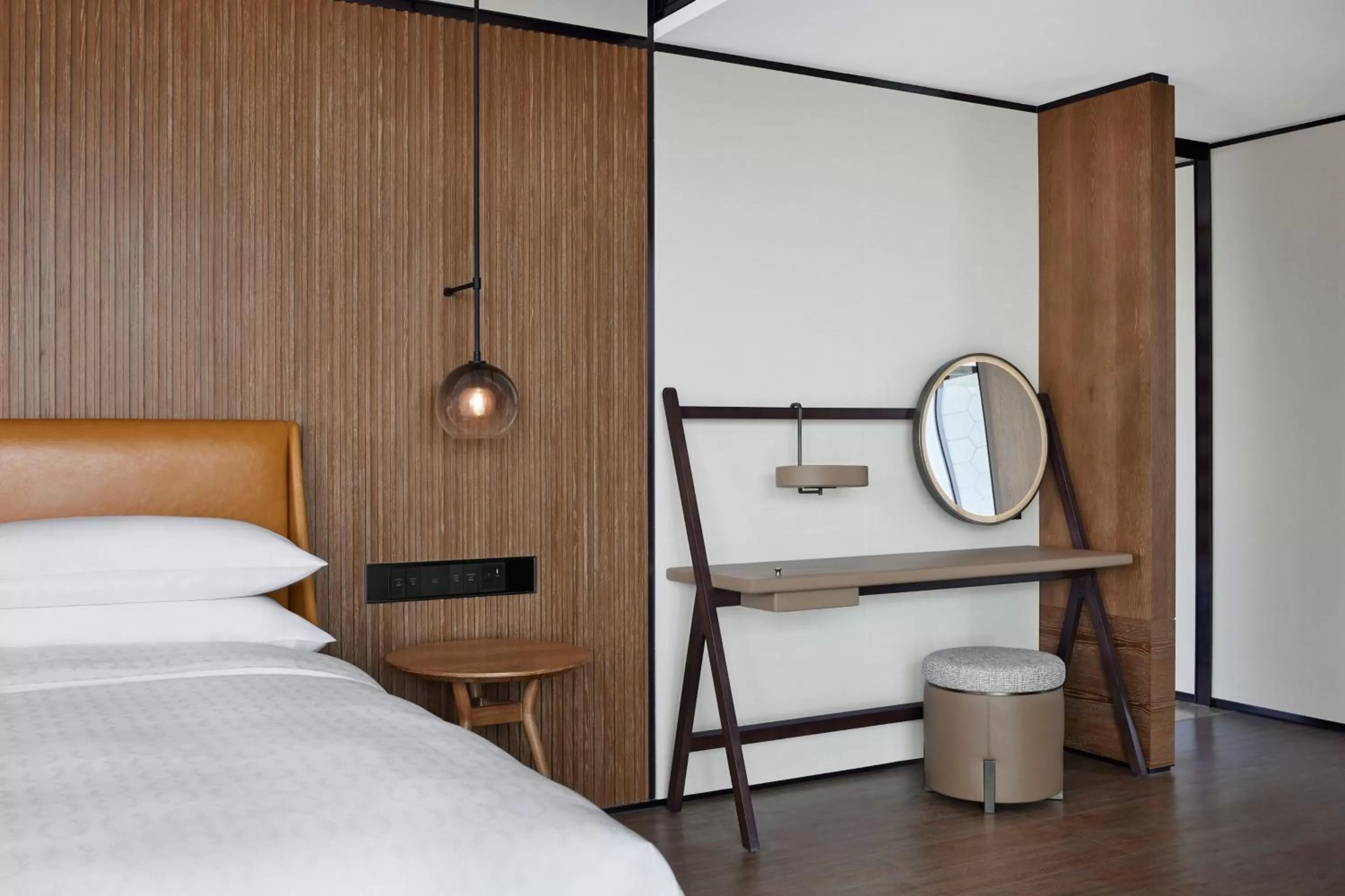 Bedroom, Bed in Sheraton Zhaoqing Dinghu